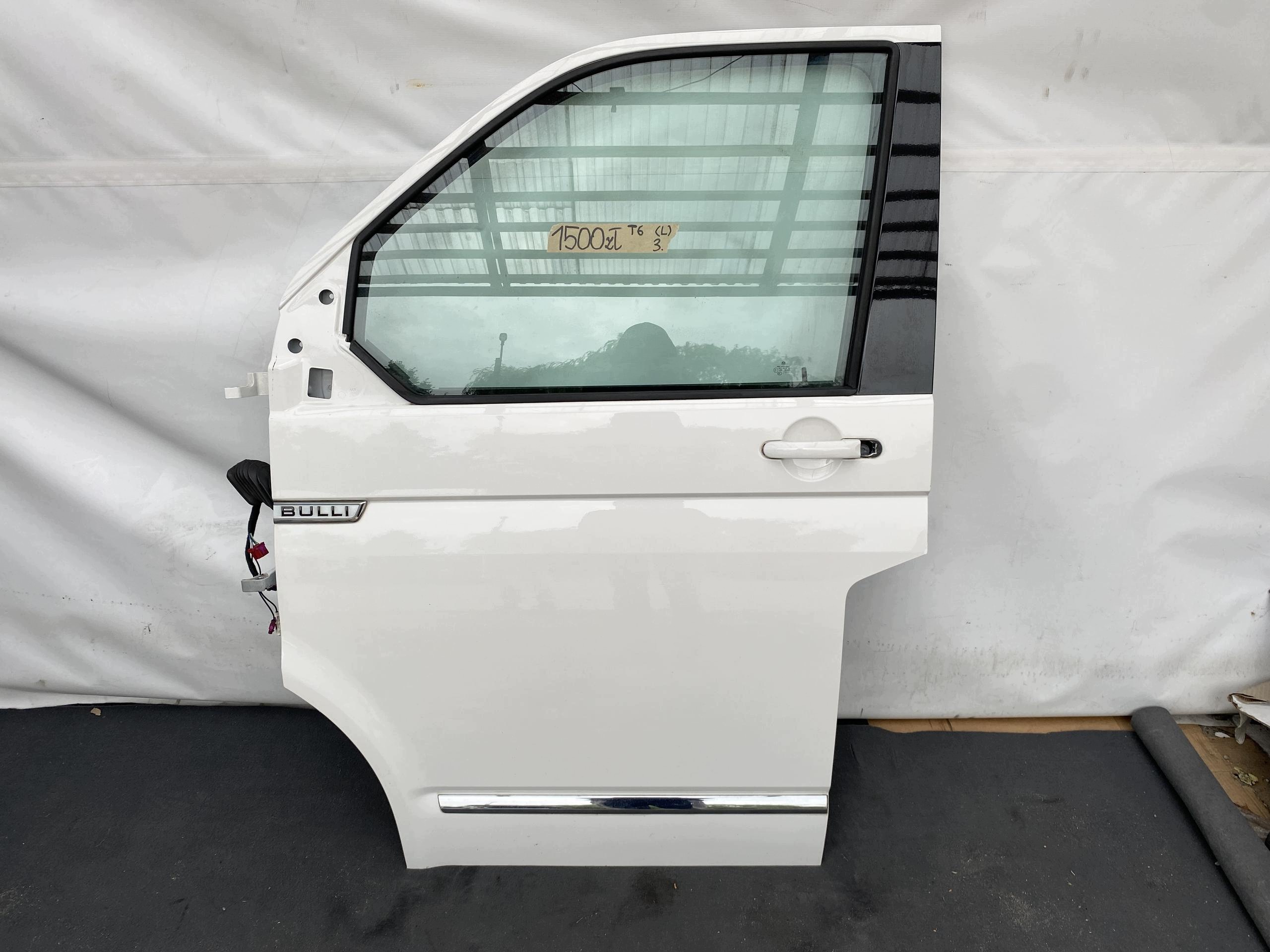 VW TRANSPORTER T6 15- door left front BIALE left front 7E5831055E