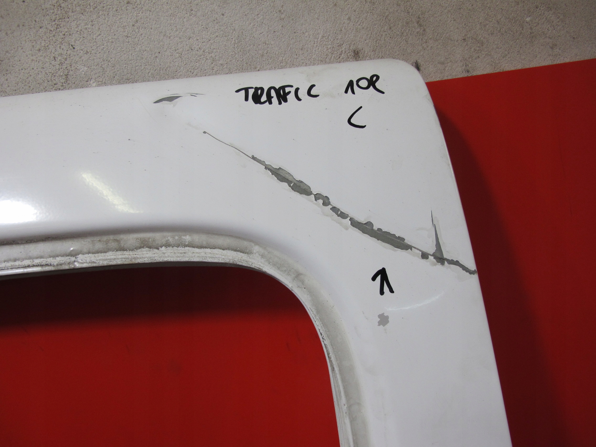 TRAFIC II VIVARO door front left BIALE 01-14