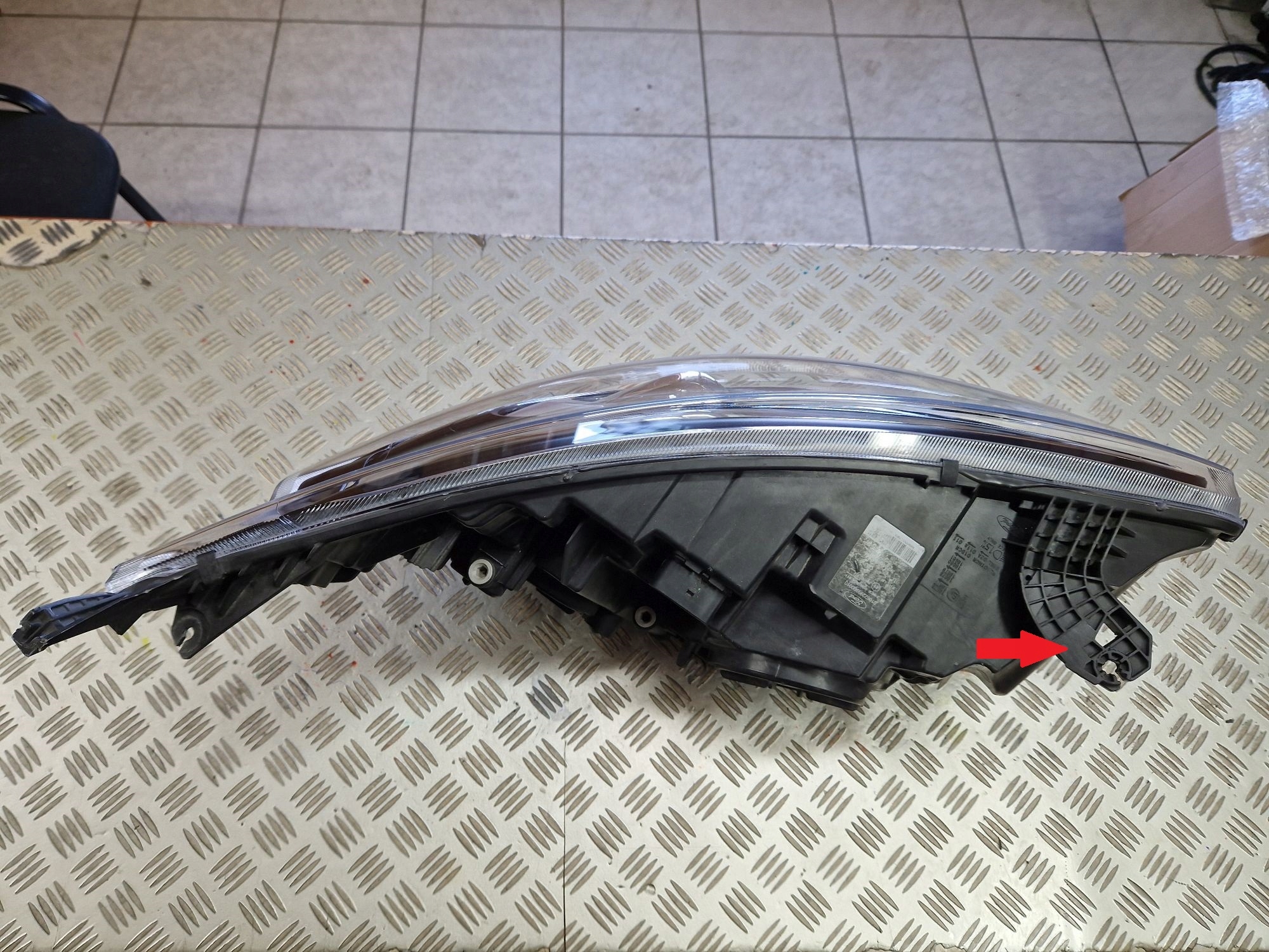 light left front lens Z LED FORD CUSTOM LIFT 17R->