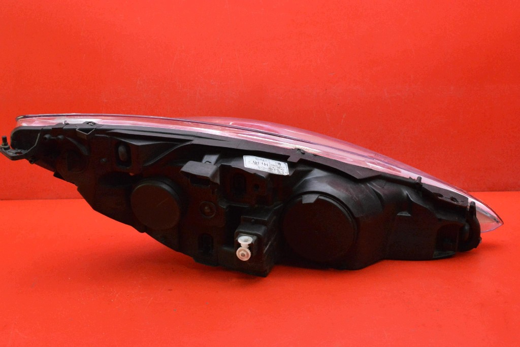 REFLEKTOR left light front EU PEUGEOT 308 1 and T7 07-11