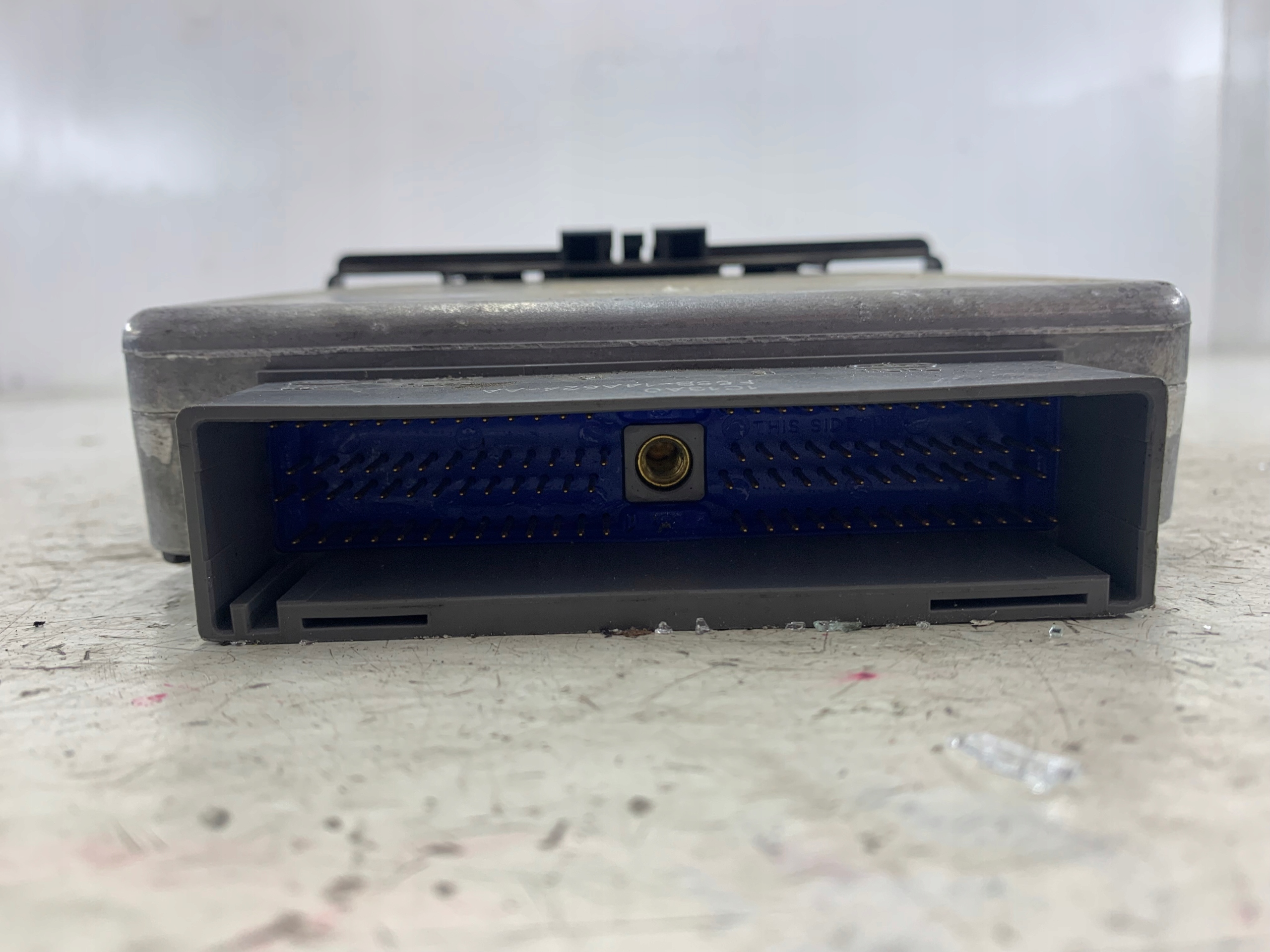 FORD MONDEO MK3 1.8 control unit of the engine 1S7F12A650KE
