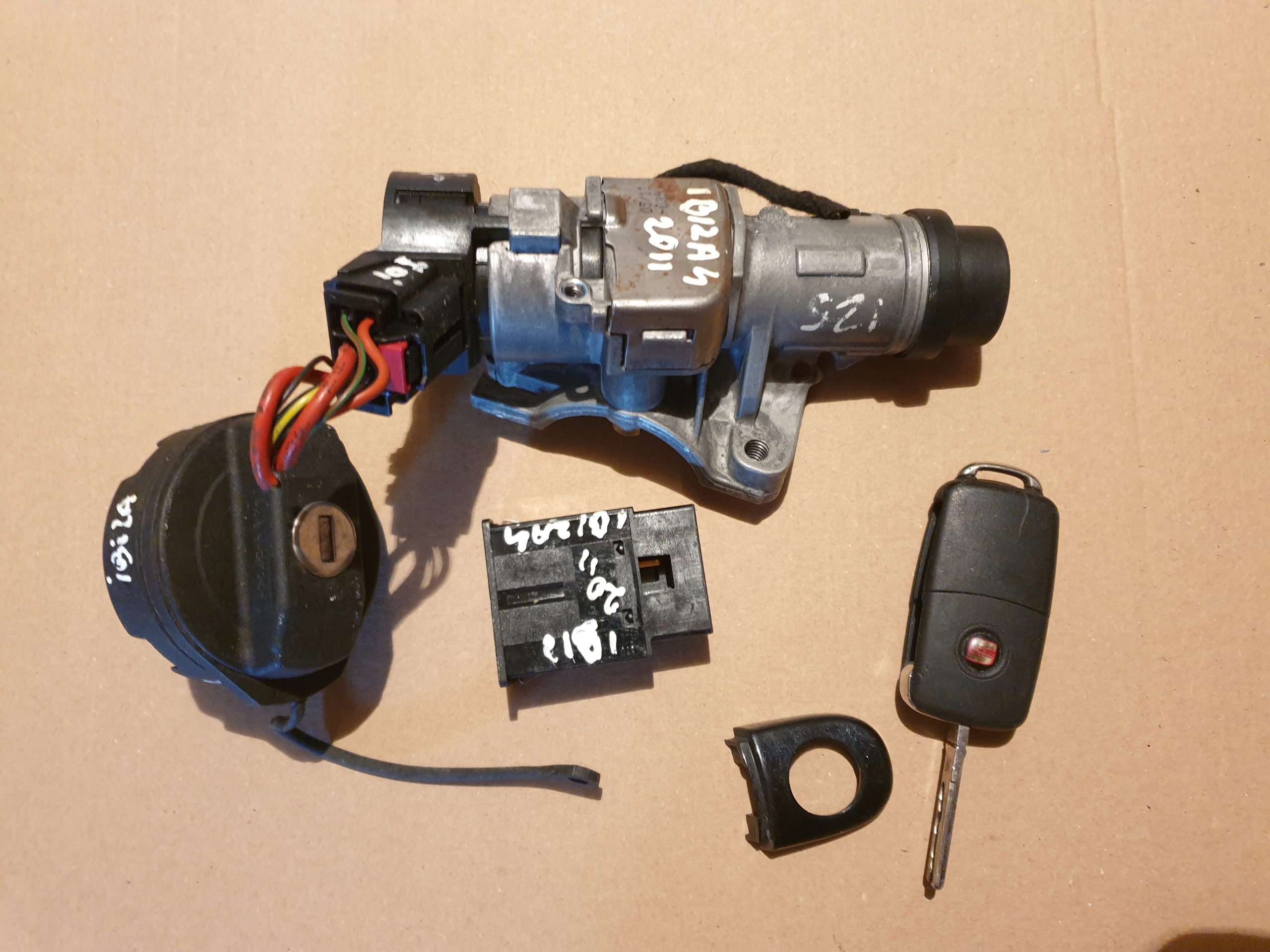 WKLADKI lock cylinder ignition SEAT IBIZA 4 IV 2008-2014