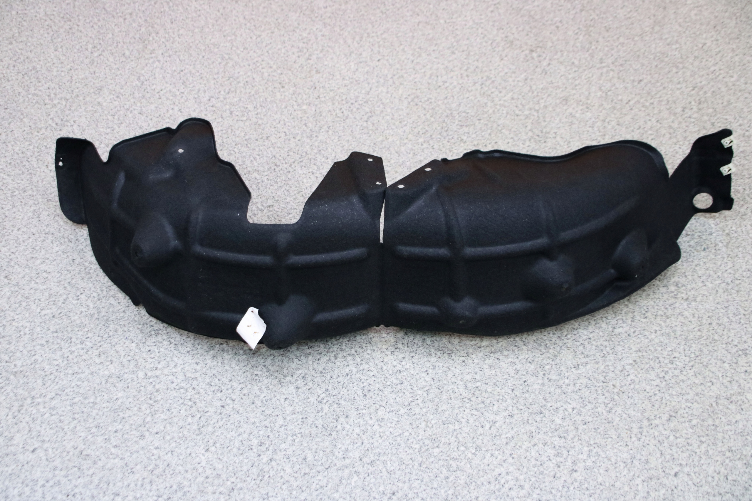 MINI F54 mudguard right rear part right rear. 7346040