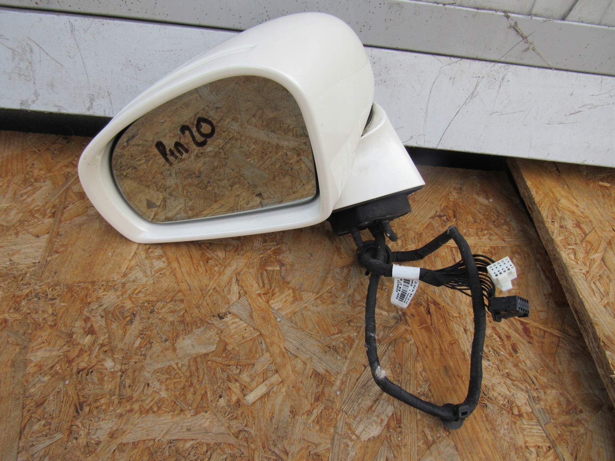 MERCEDES SL W231 R231 LUSTERKO LEWE 20 PIN