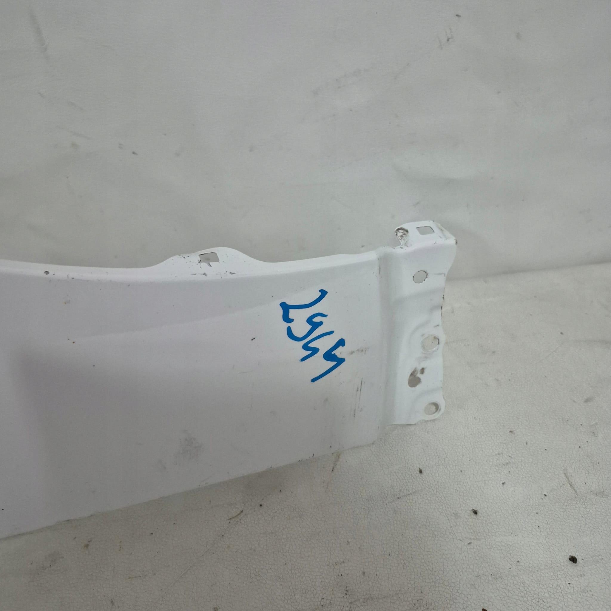 TOYOTA COROLLA E21 HB KOMBI right fender front front