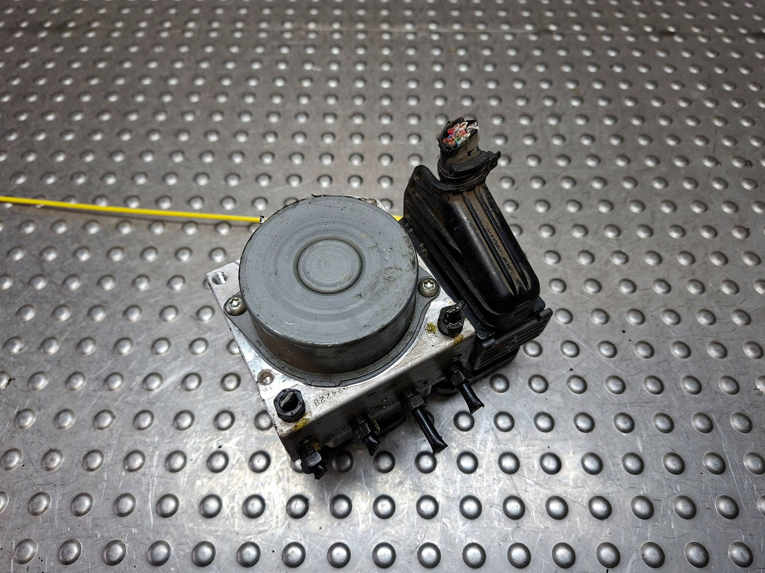 pump control unit ABS TOYOTA COROLLA E21 18- 44510-12600 89541-12E30