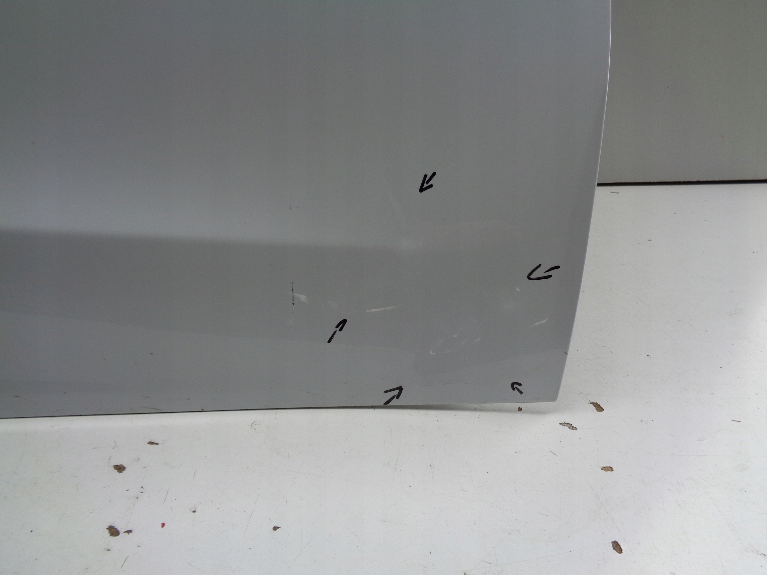 door right front TESLA MODEL Y NR 51905