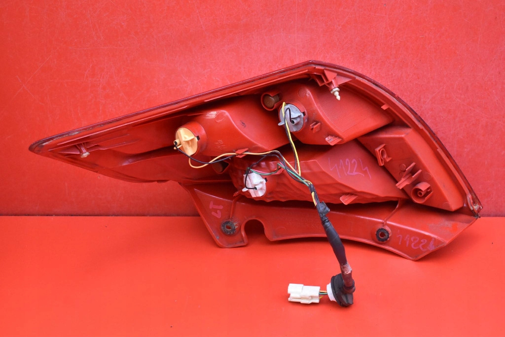 light left rear part rear SUZUKI SWIFT 5 V MK7 5D HB 10-15