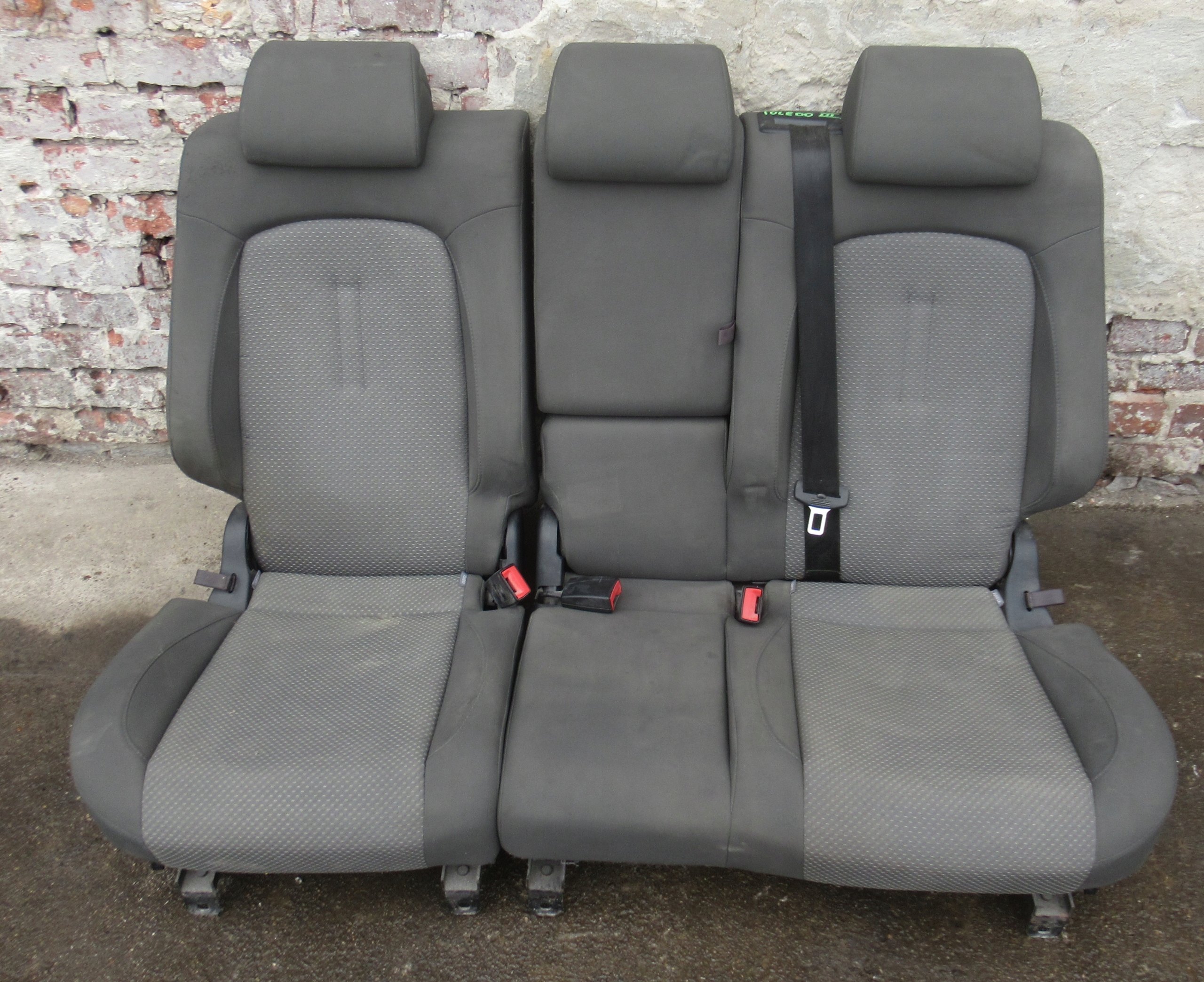 SEAT TOLEDO III Sitz heck EUROPA