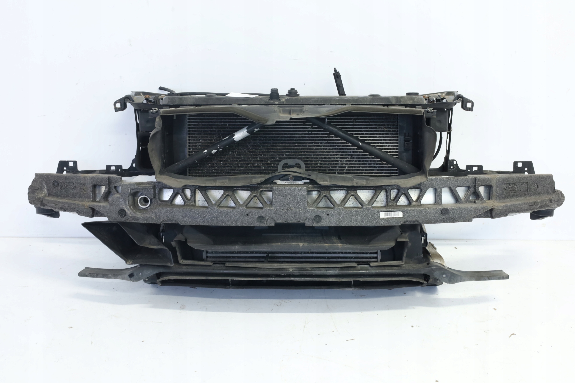 WZMOCNIENIE CZOŁOWE PAS PRZEDNI BMW F32 F33 F36 425D