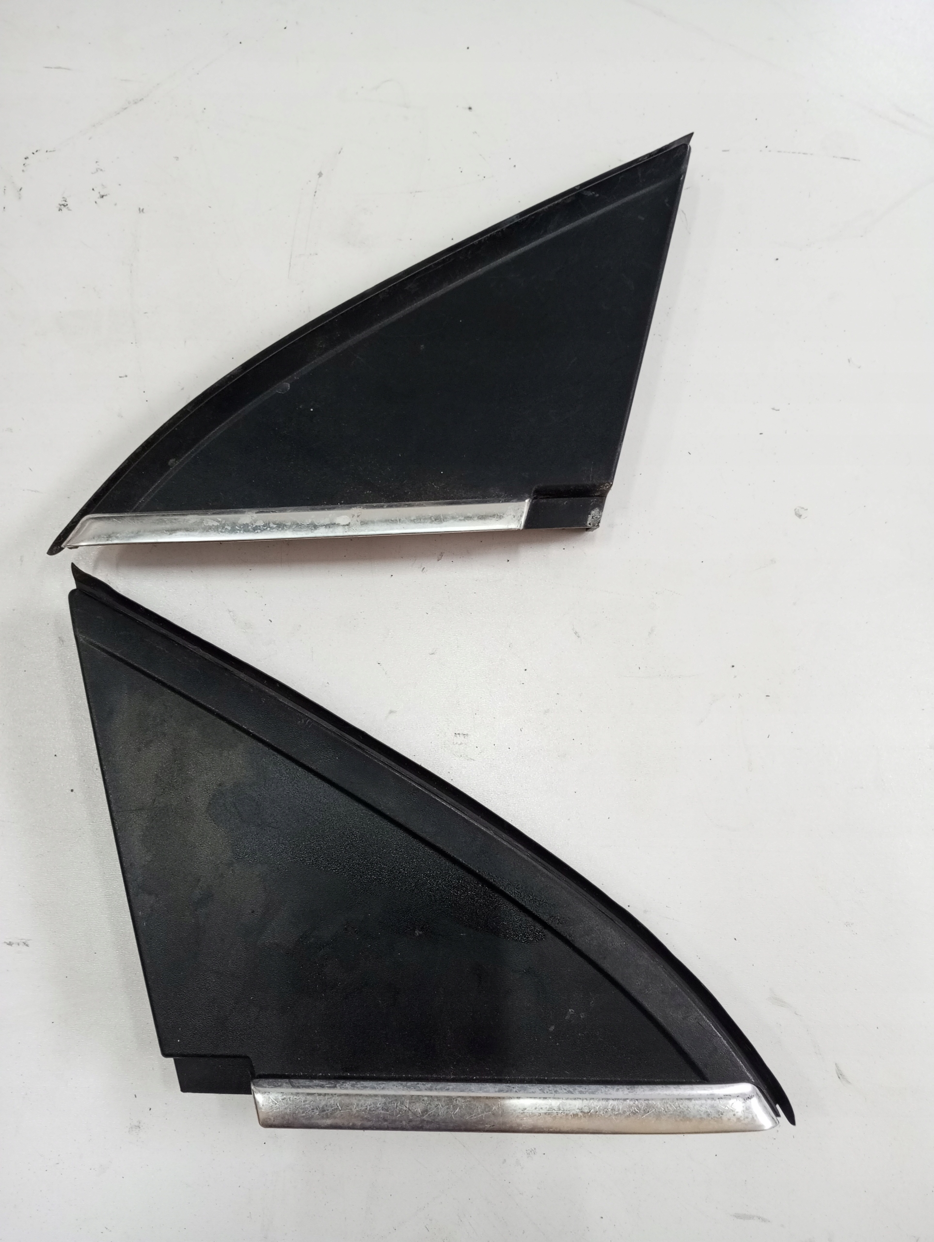 triangle aile FORD KUGA MK1 8V41-S16004 droite