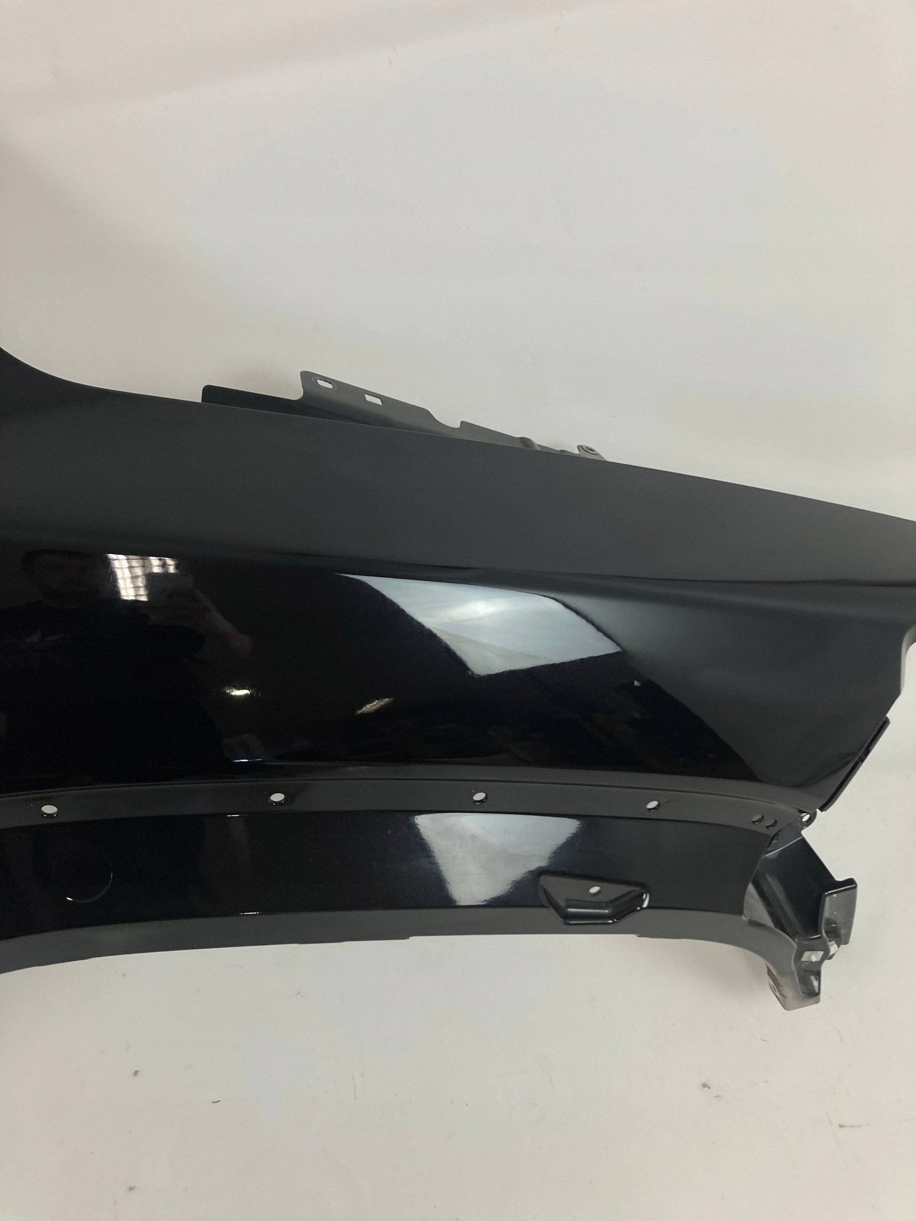 Ram 1500 TRX V 6.2 fender front right front 2021-2024 OEM
