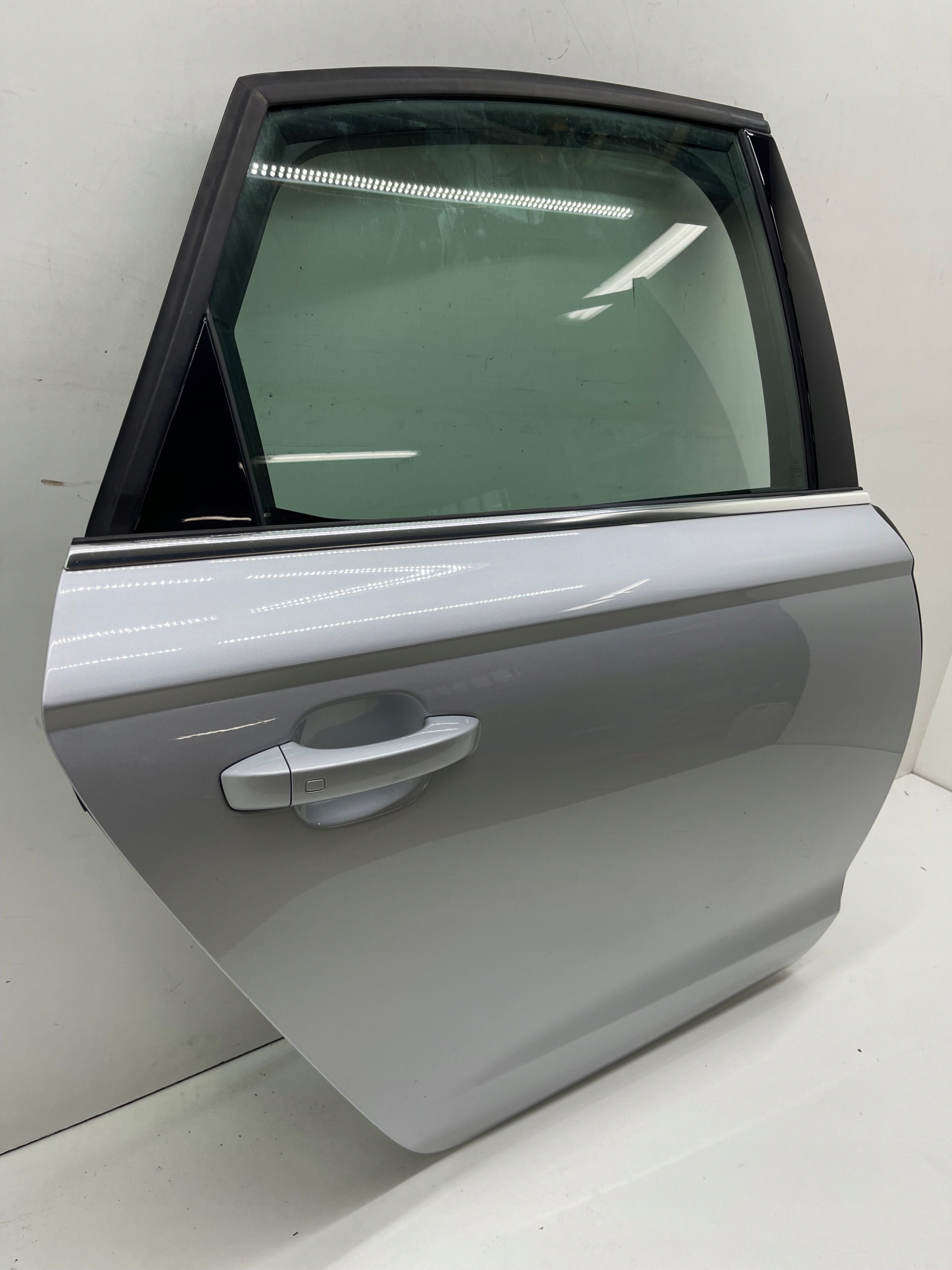 AUDI A6 C7 sedan door right rear part LX7W silver nice complete