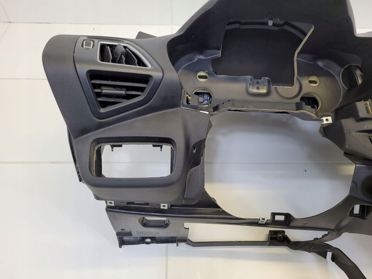 dashboard instrument panel console Ford Kuga 2 2016 1755688