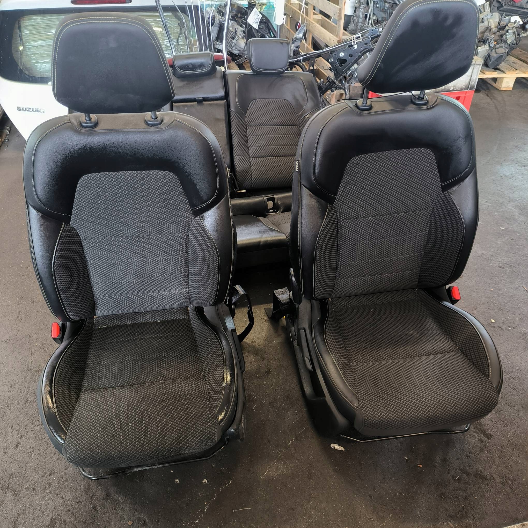 Siège KOMPLET RENAULT ARKANA LIFT