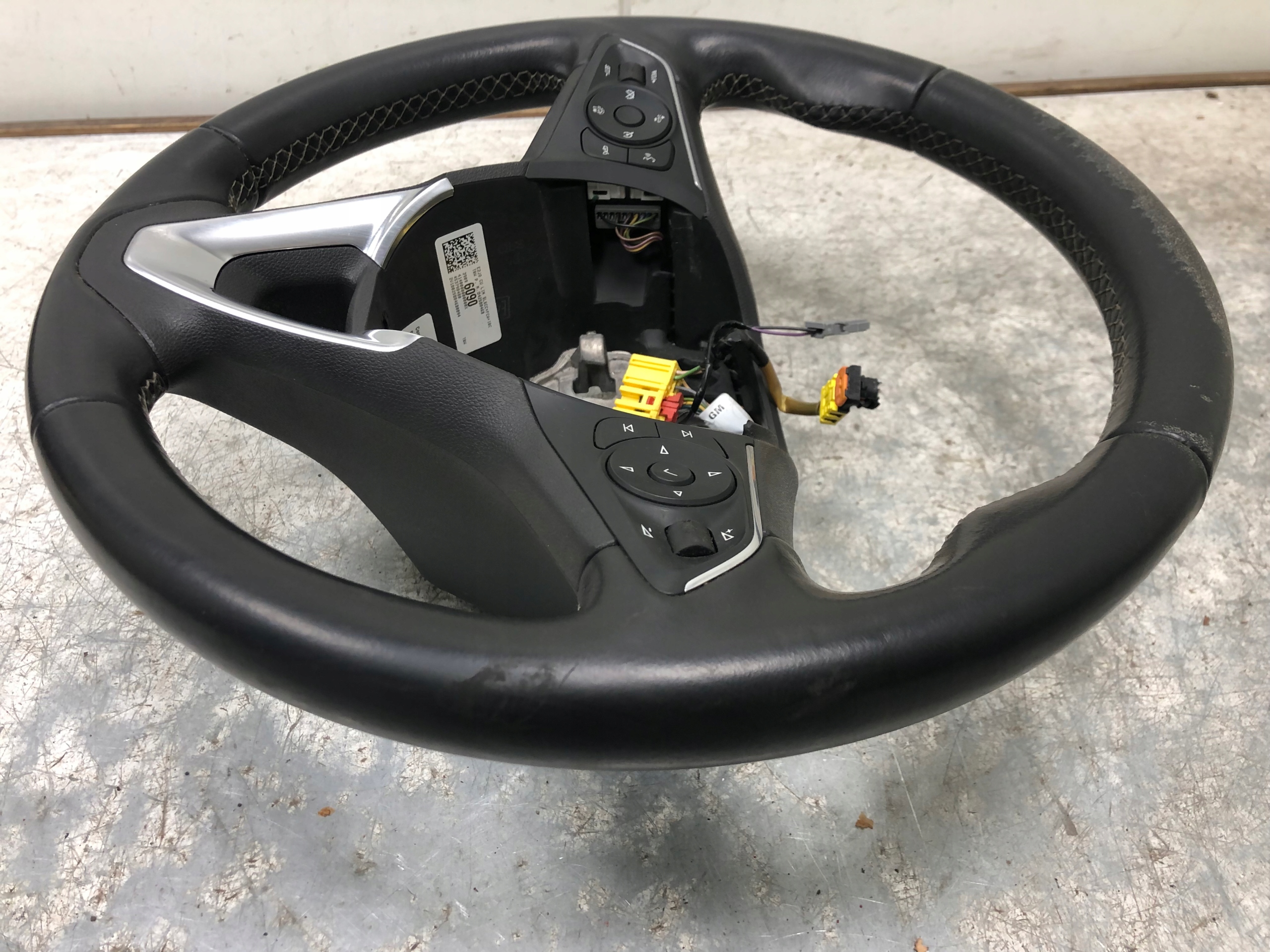 lenkrad Leder MULTIFUNKCJA OPEL INSIGNIA B 34258849A
