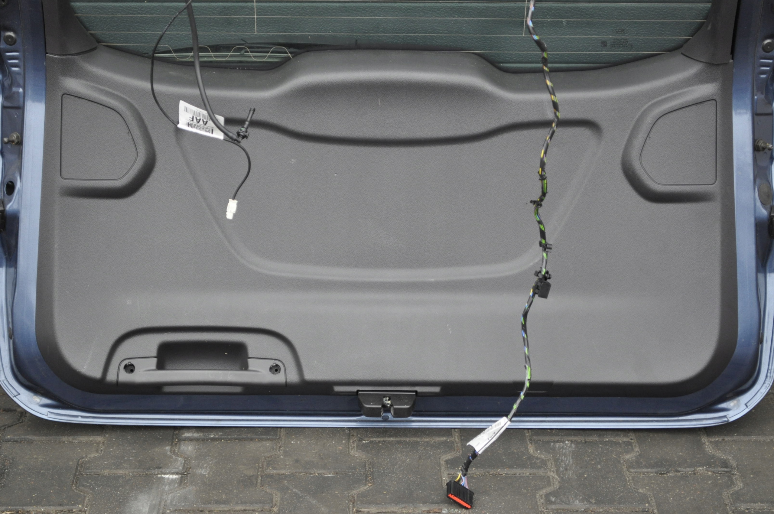 FORD C-MAX II LIFT 14- KLAPA TYŁ TYLNA NE SZYBA Typ samochodu Samochody osobowe