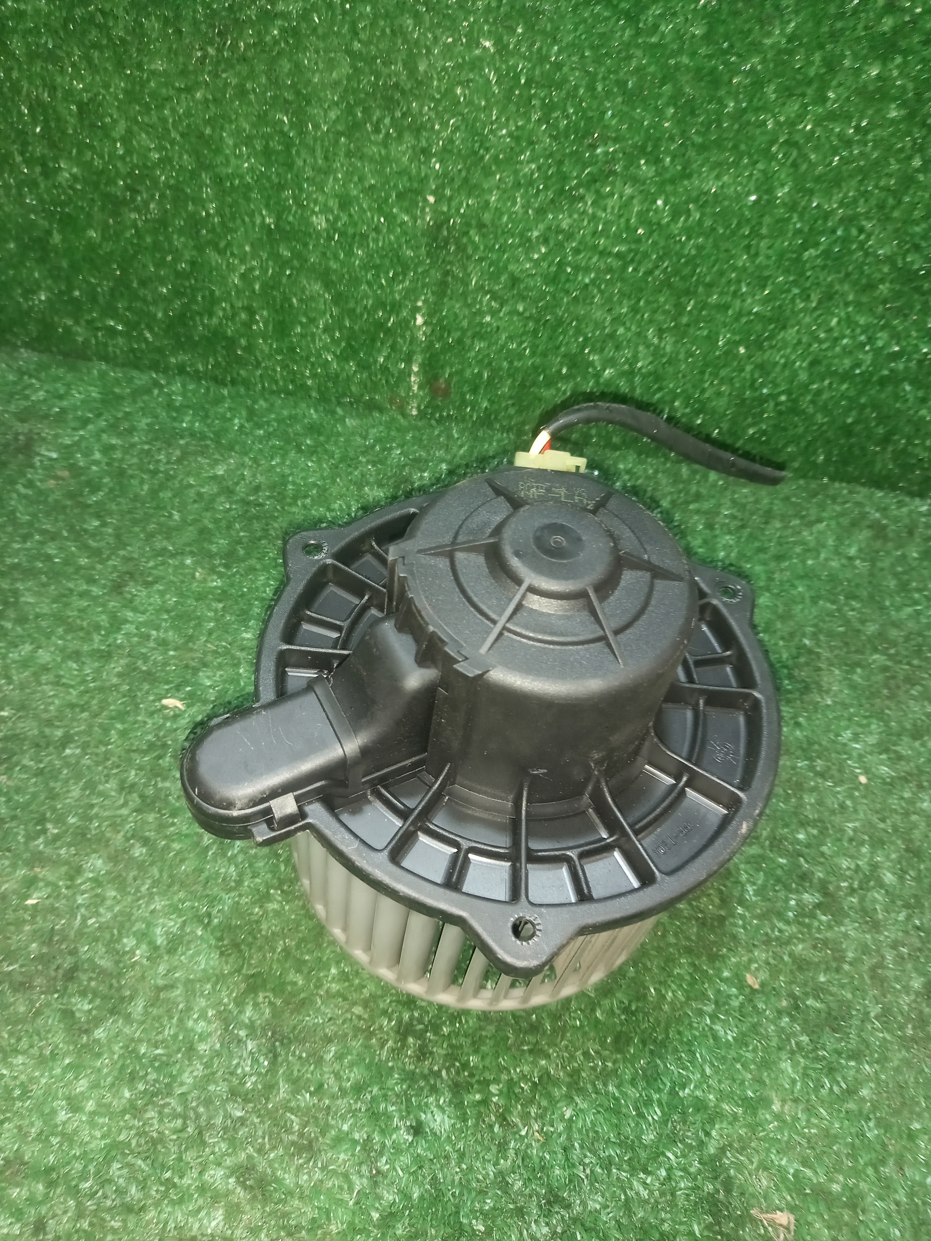 ventilátor klími HYUNDAI TUCSON F00S330024