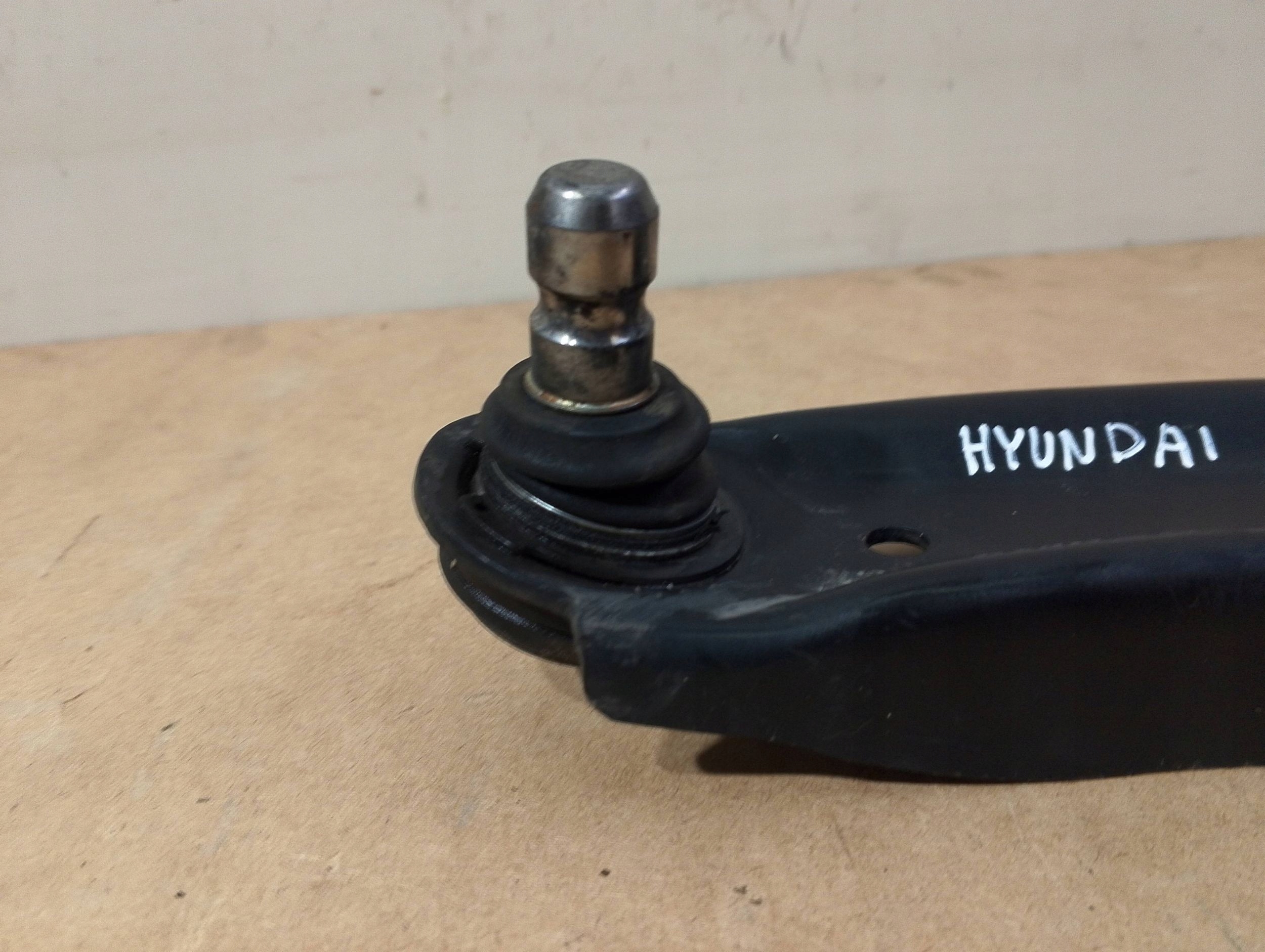 HYUNDAI I10 III arm front left front 54500-K7100 (Q419)