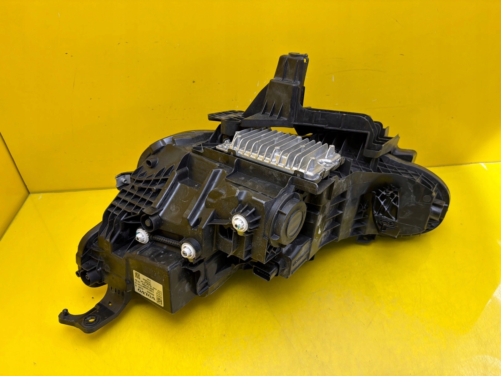 light right front Volvo EX30 Full Led 80000628