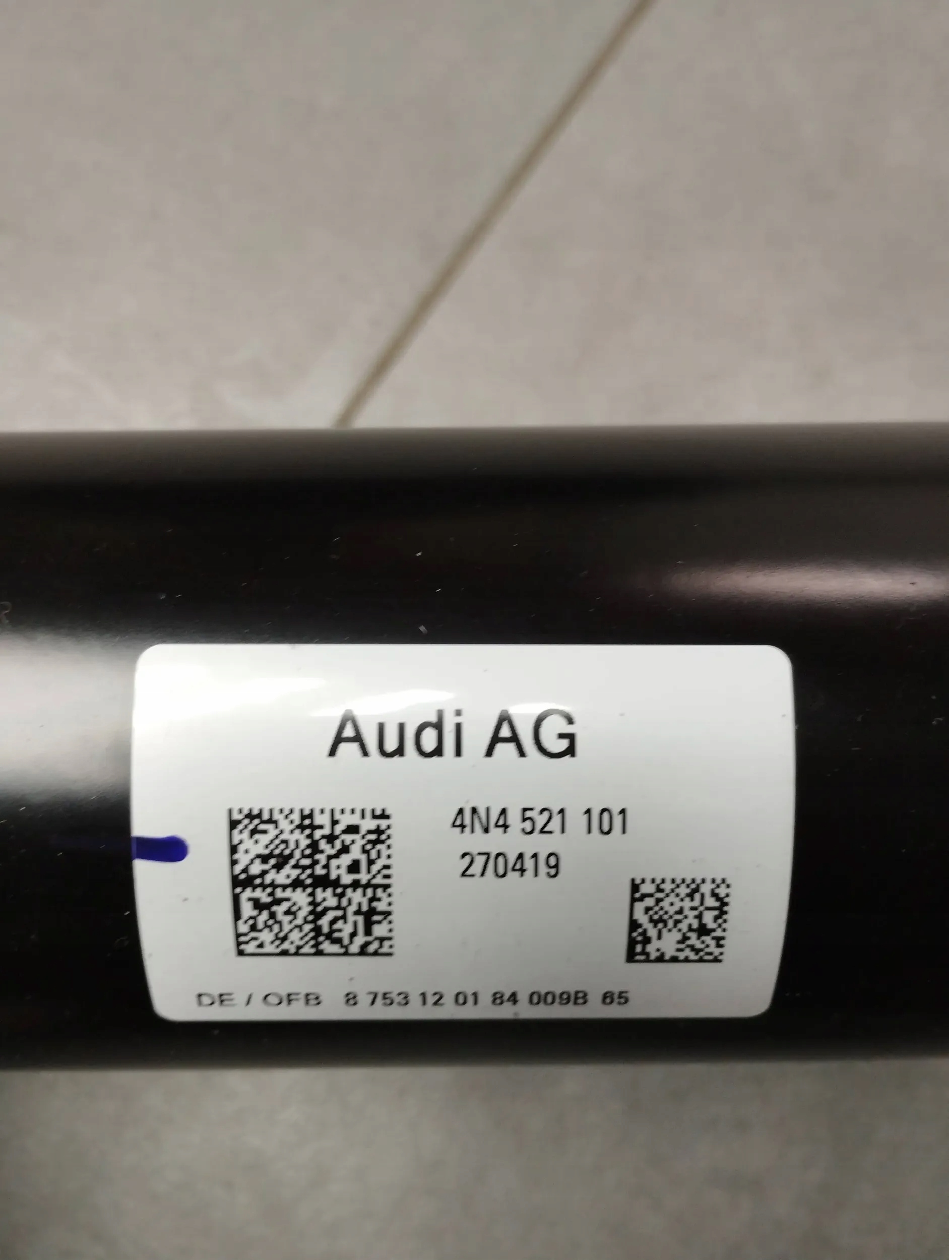 Audi A8 4N D5 LONG cardan 4N4521101