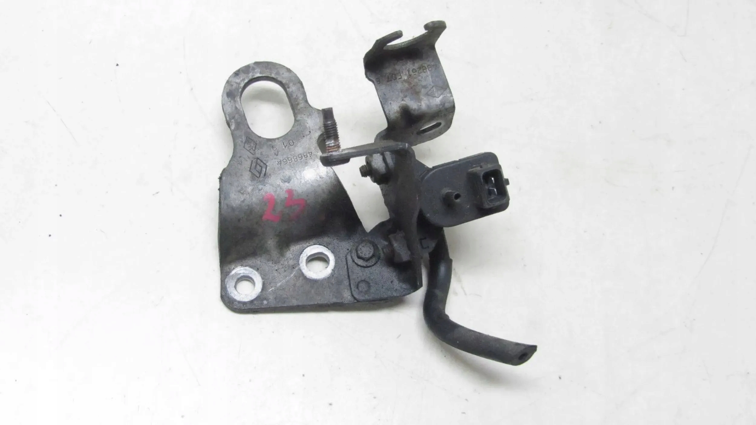 TRAFIC VIVARO II 2.0 ZAWÓR PODCIŚNIENIA 8200762597