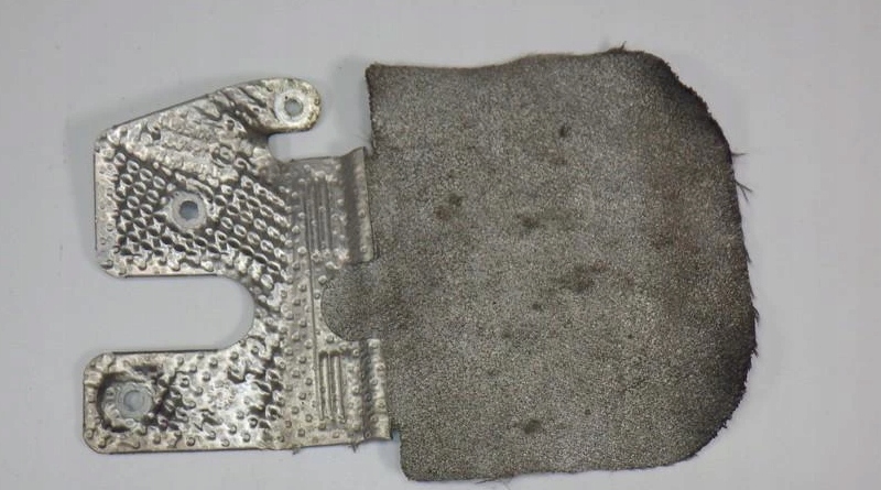 ЗАЩИТА ЛАПЫ ДВИГАТЕЛЯ ПРАВА AUDI RS5k0199388ar