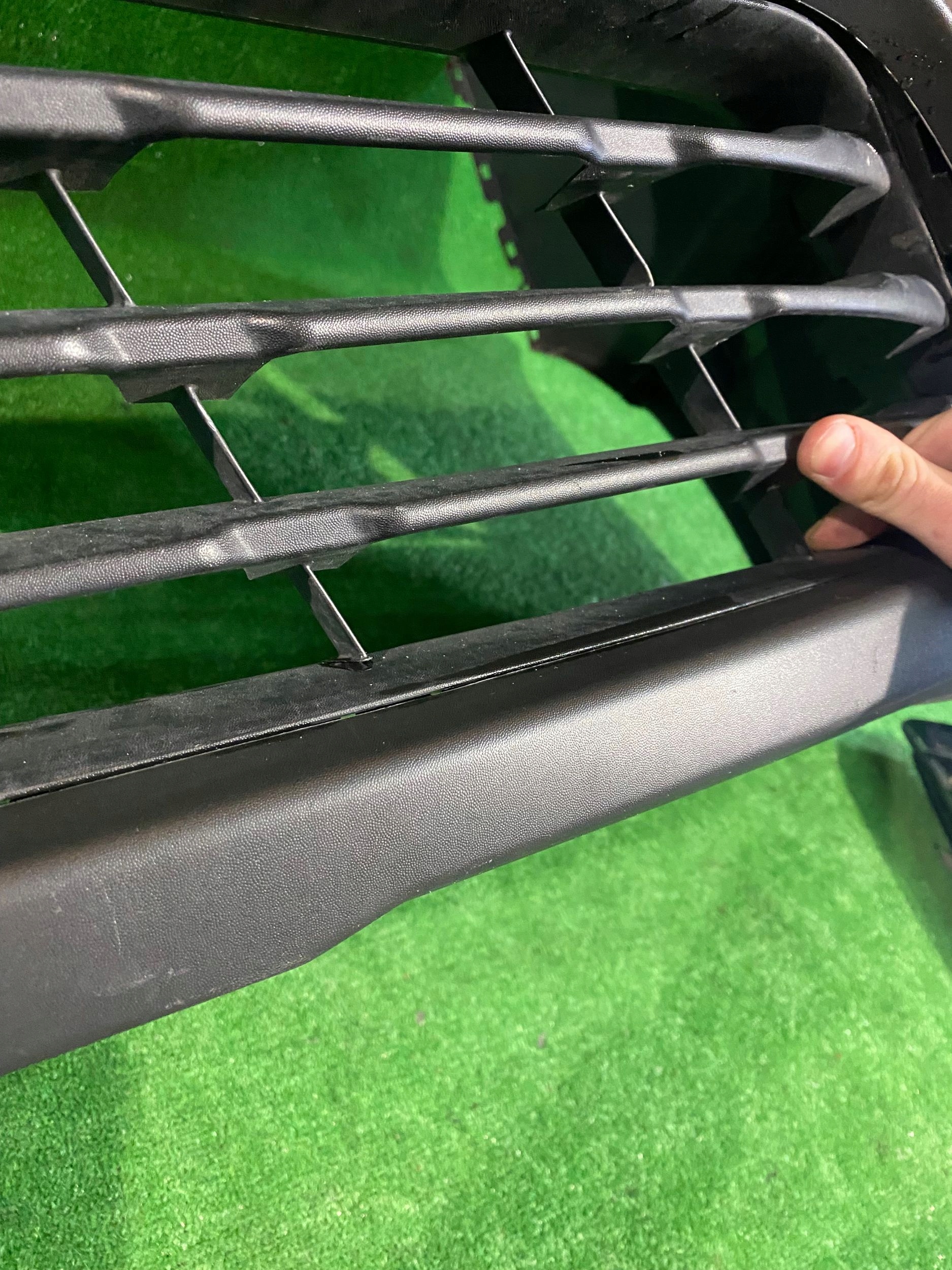 front bumper front RENAULT TRAFIC III IV LIFT 21- NR.Z4968
