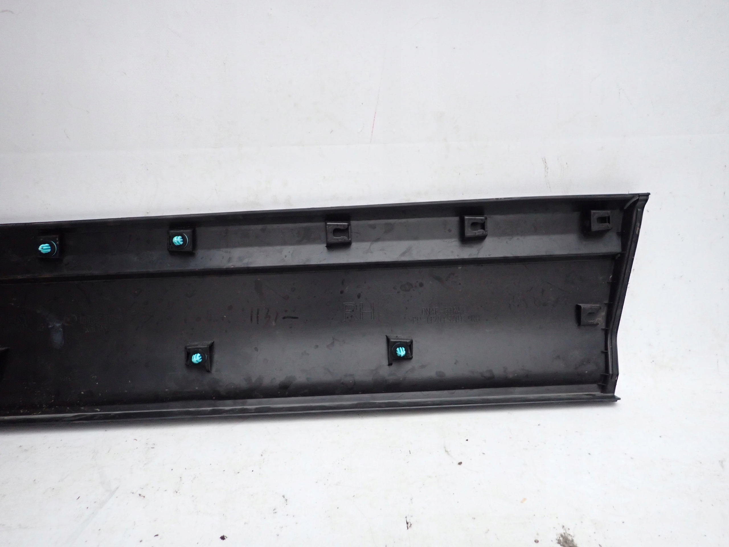 MAZDA MX30 MX-30 20- moulding for door right front