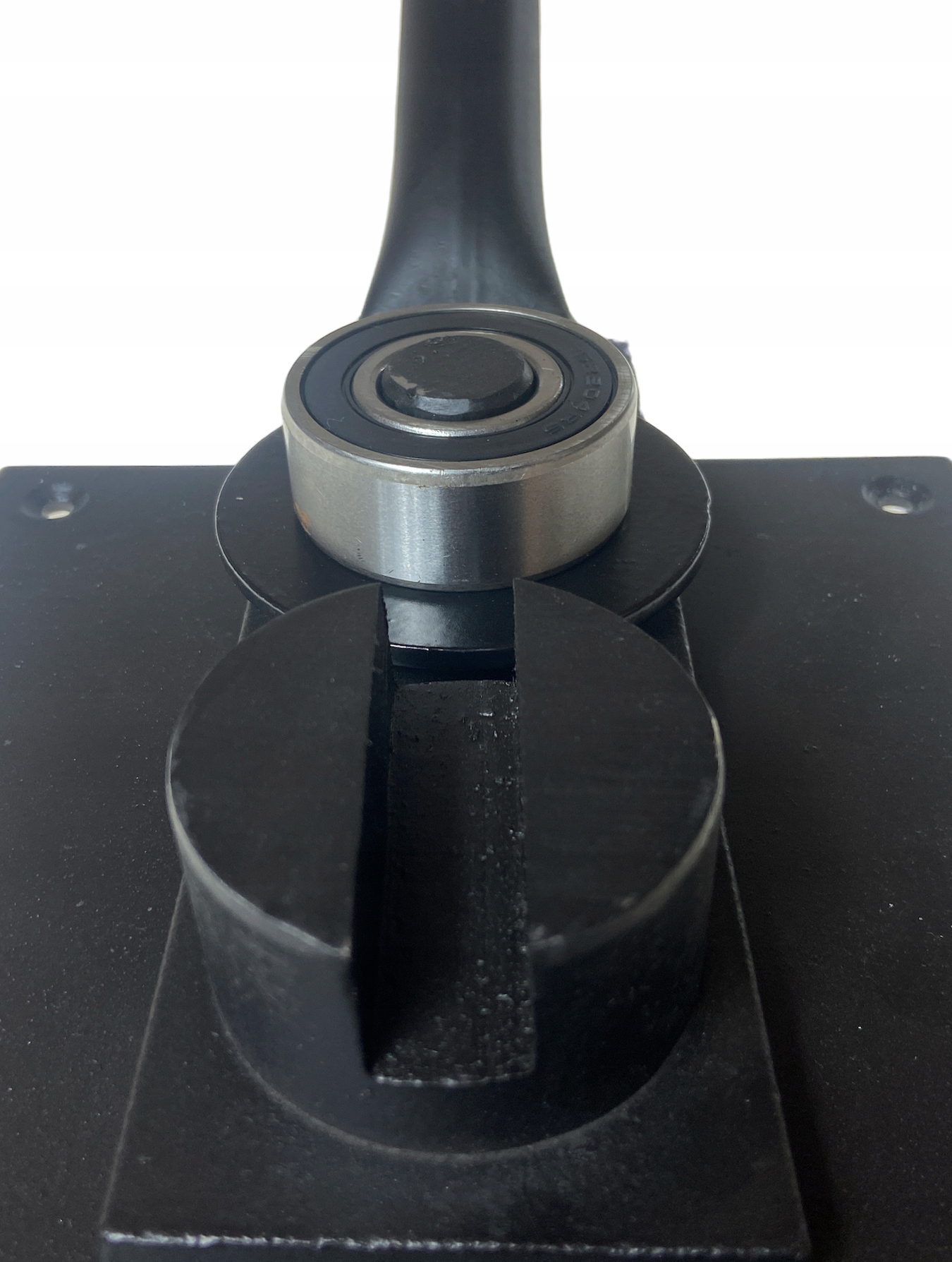 Giętarka do prętów strzemion drutu do fi 12mm łożyskiem Model FI12