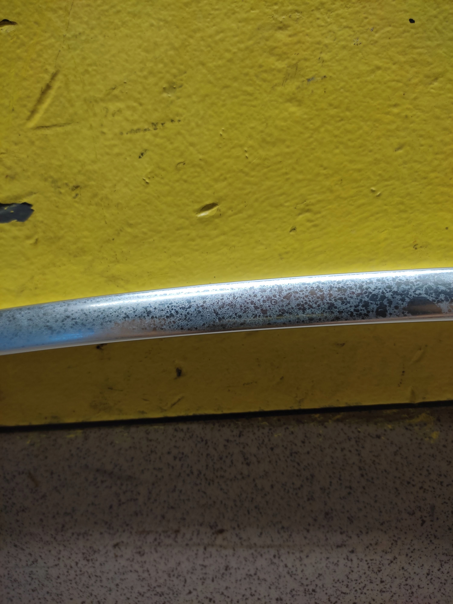 VW PASSAT B6 sedan CHROM right front 3C4837644B