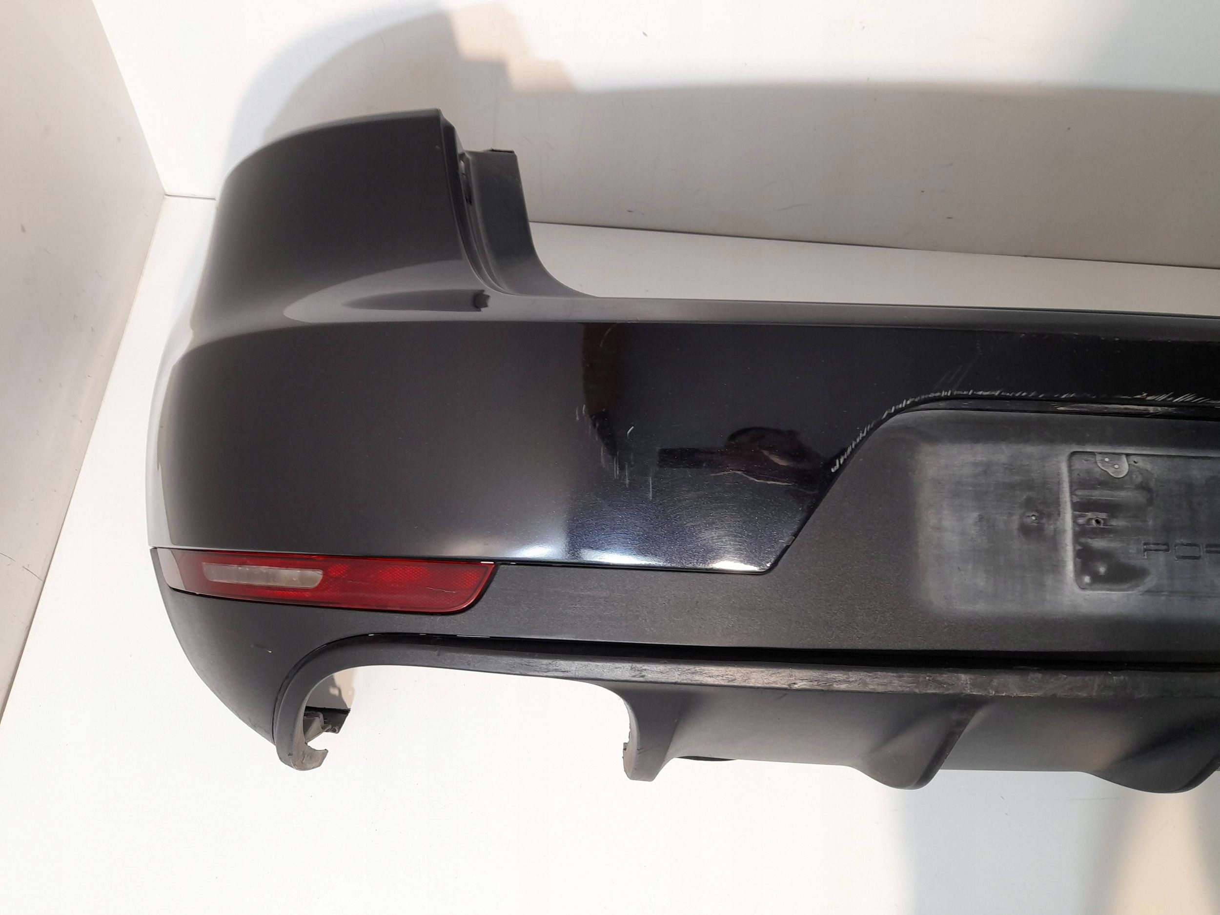 Porsche Macan (95B) bumper rear 95B807421 (ZD92)