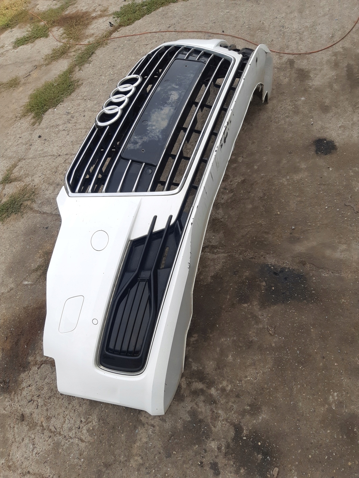 AUDI A6 C7 LIFT LY9C front bumper 4 PDC grill front grille complete