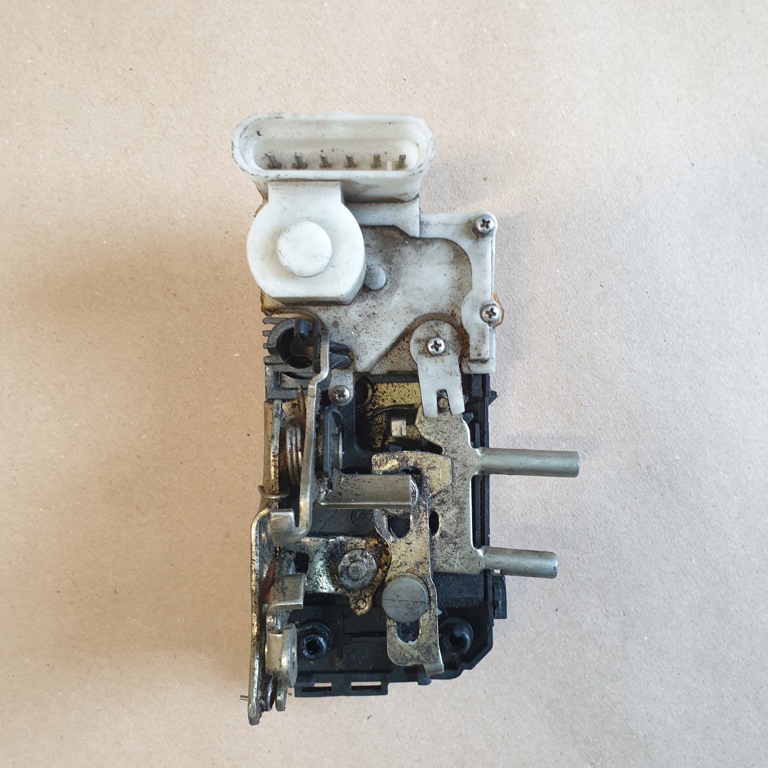 lock door right front FIAT PUNTO and OE EU