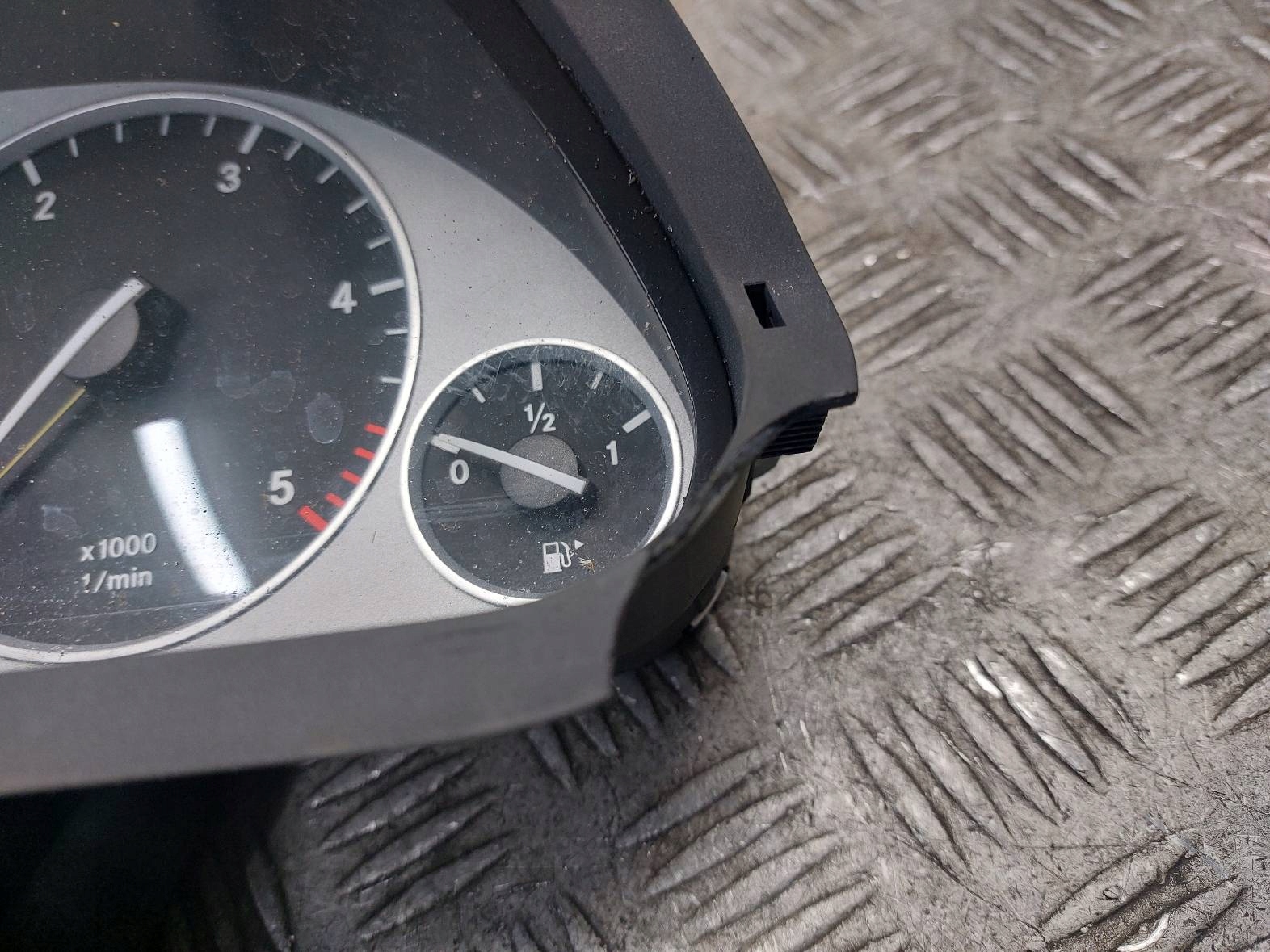 dials dials MERCEDES-BENZ W245 B180 CDI 1694401011