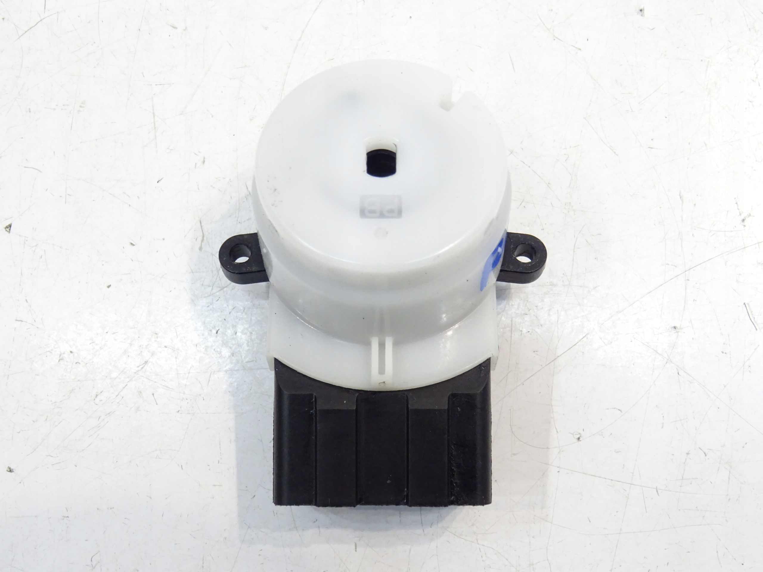 KOSTKA STACYJKI STACYJKA KIA RIO III 2011- Producent części Kia OE