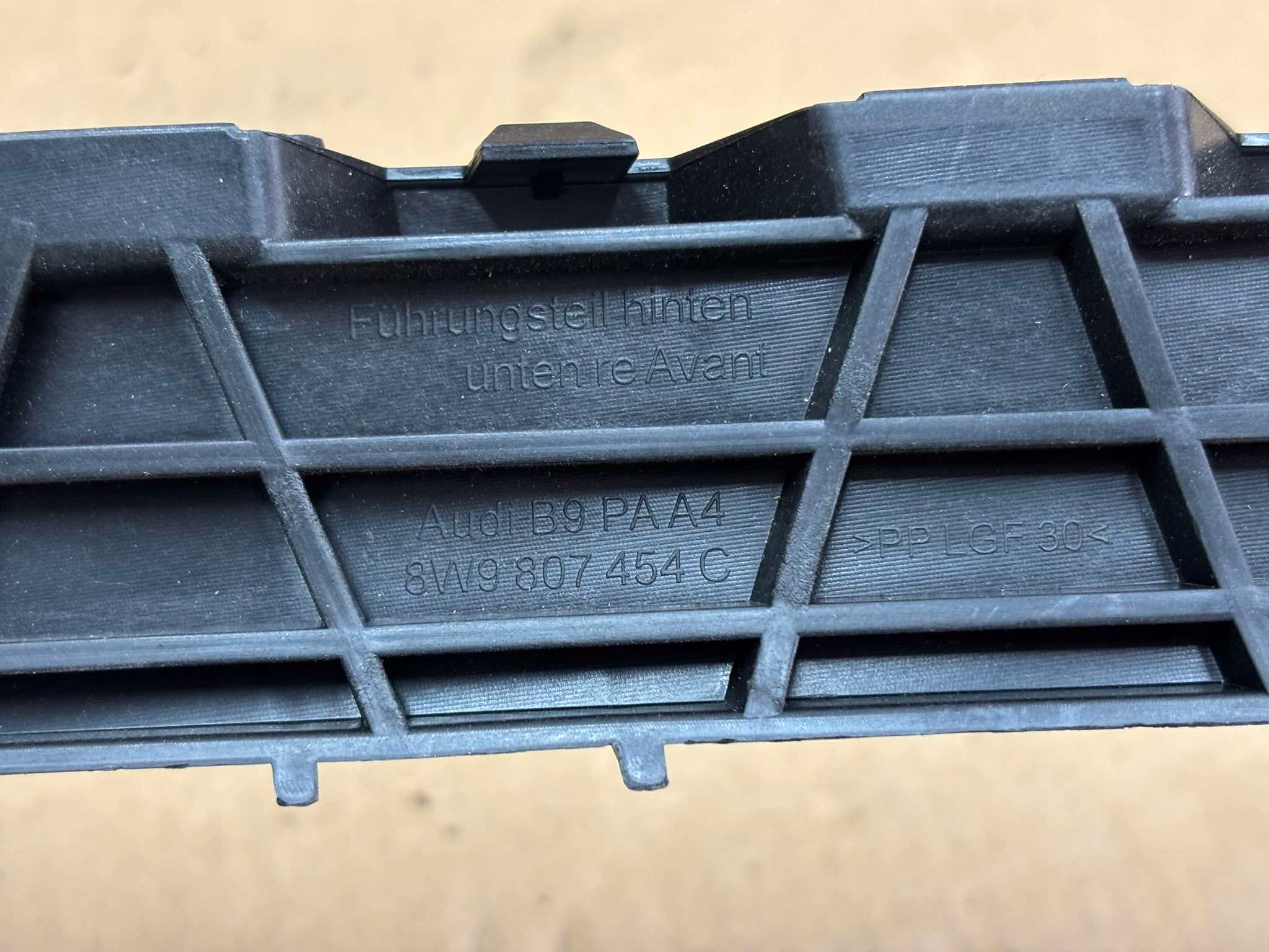 bumper bracket right rear part AUDI A4 B9 AVANT 8W9807454C