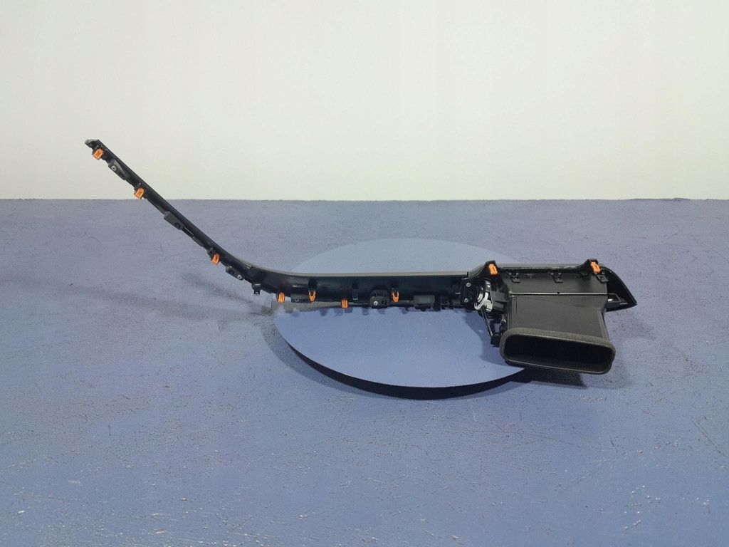 TOYOTA CAMRY VIII XV70 17- молдинг декор воздухозаборник жалюзи потока воздуха 55670-33320