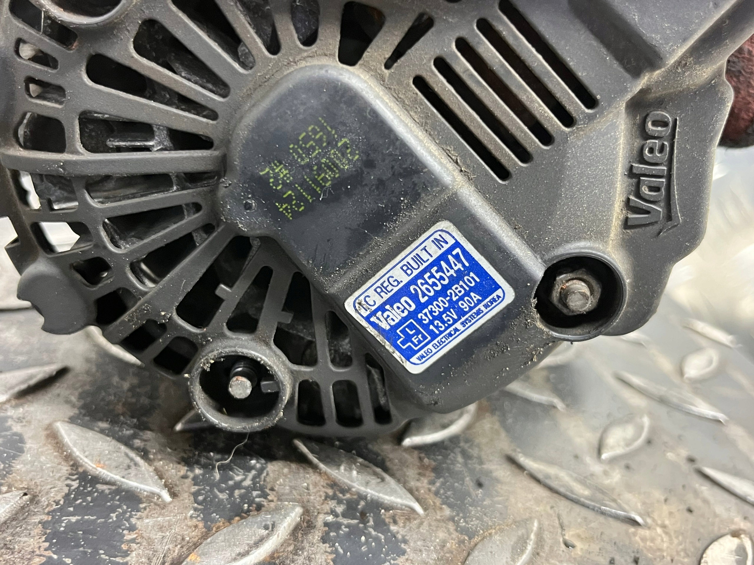 ALTERNATOR KIA SOUL 37300-2B101