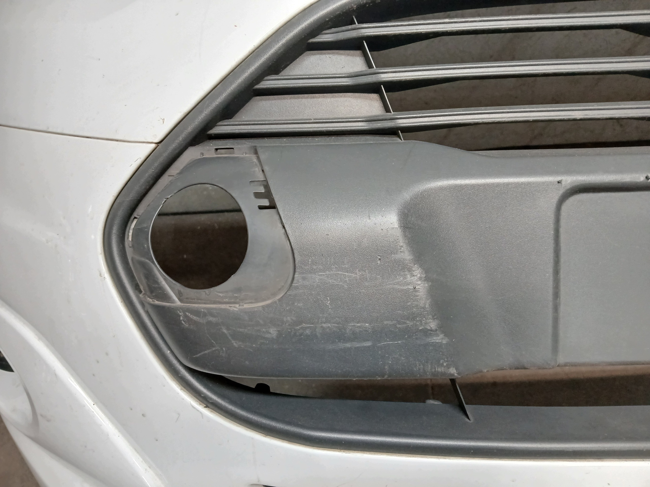 bumper front FORD CONNECT MK2 13-18