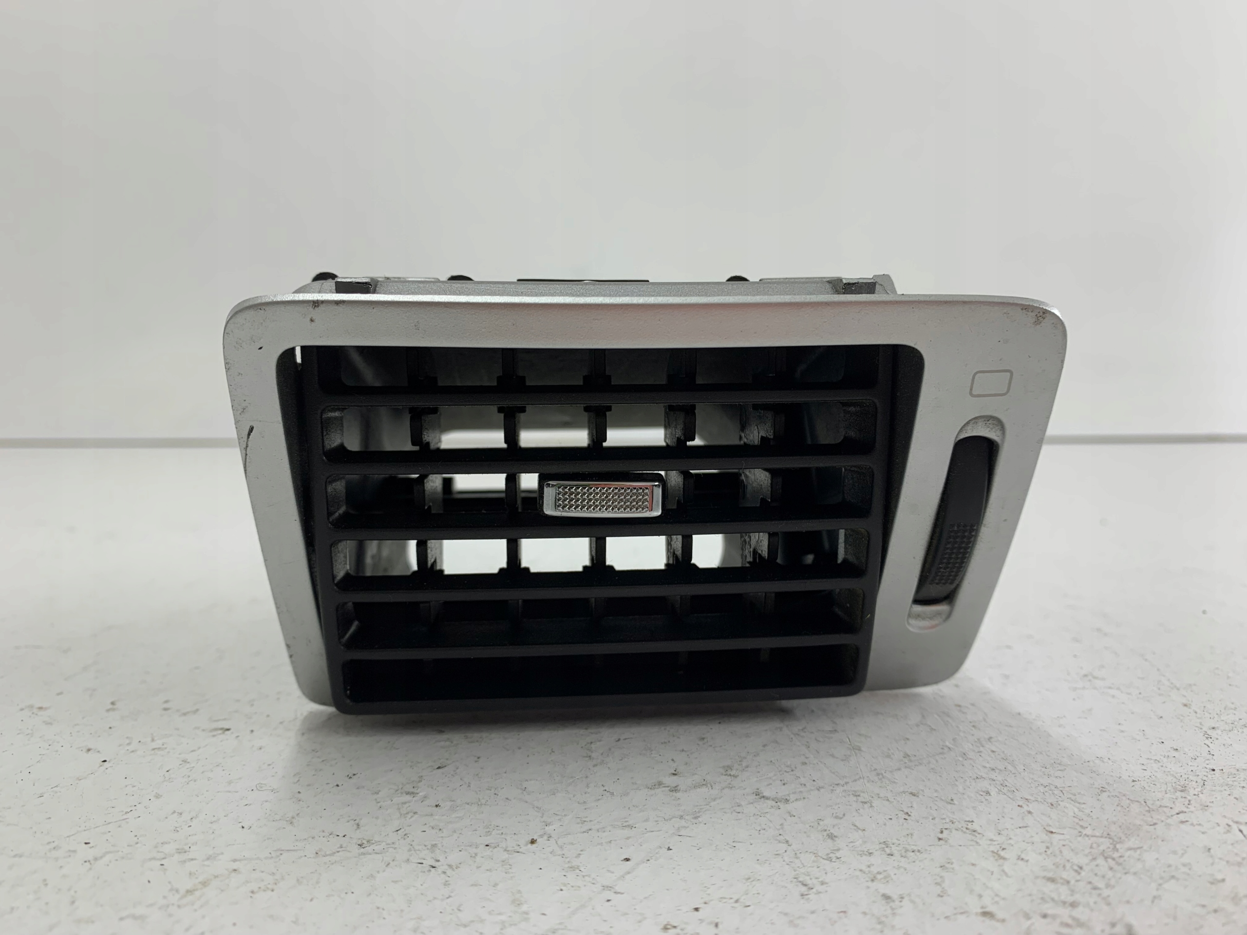 PEUGEOT 307 grid air conditioning devices left 9634499077