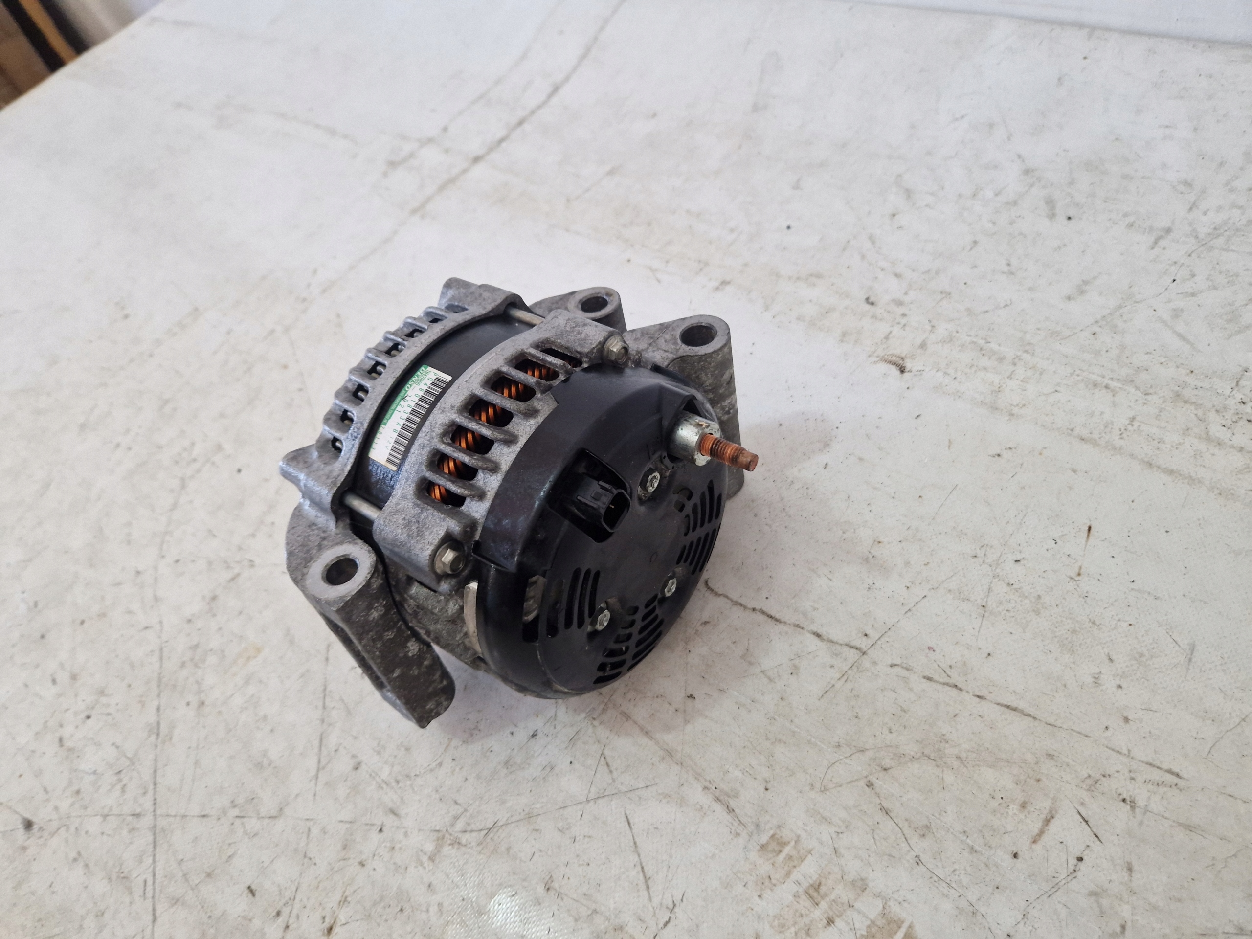 DODGE DURANGO 2019- 5,7 HEMI alternator 04801833AB