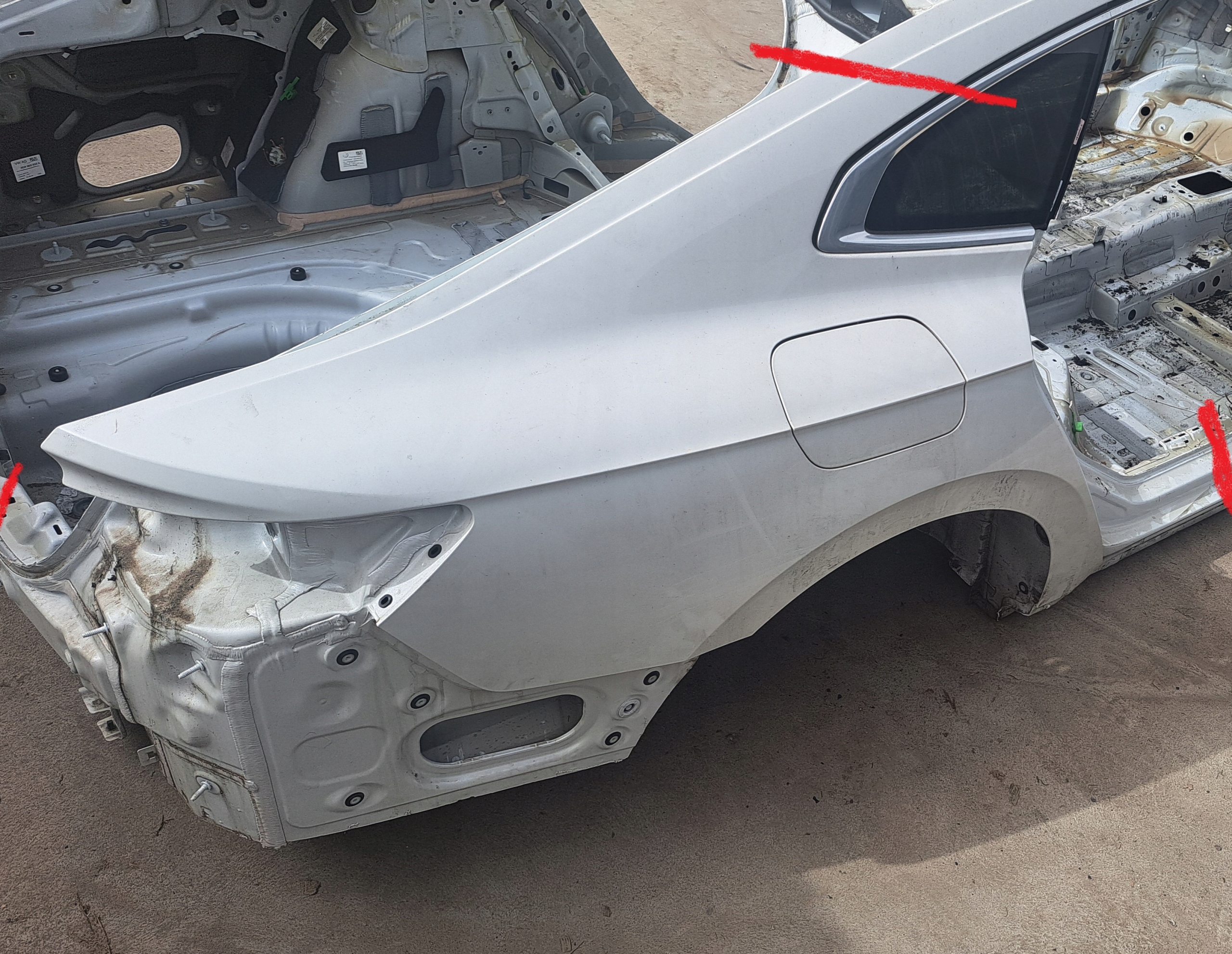 ĆWIARTKA PRAWY TYŁ PRAWA TYLNA BŁOTNIK VW ARTEON