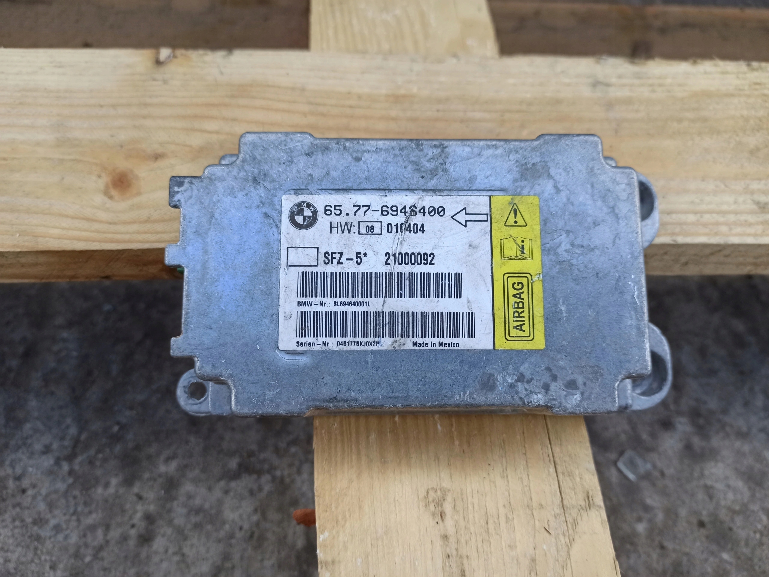 BMW E60 SENSOR modulo airbag POWIETRZNYCH airbag 6946400