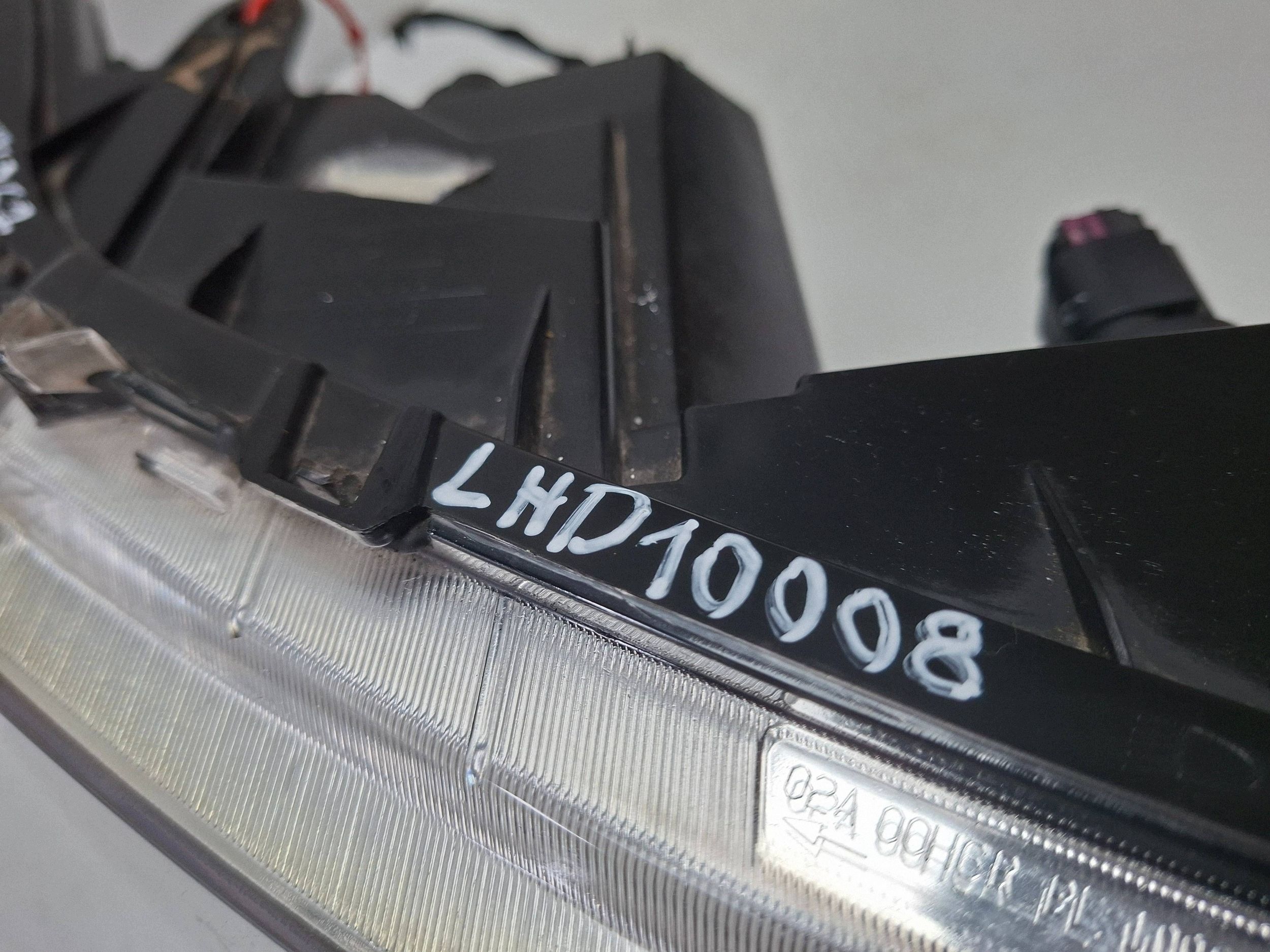 light front right FIAT FREEMONT 2011