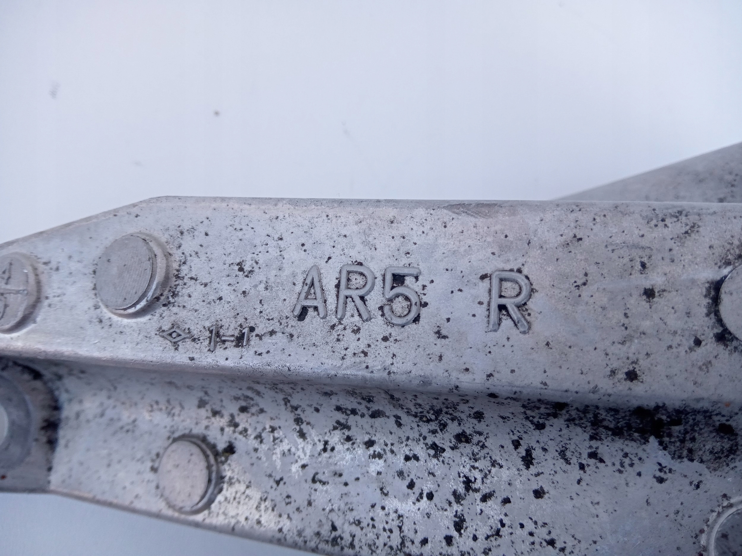 лапа кронштейн Двигателя правый INFINITI FX45