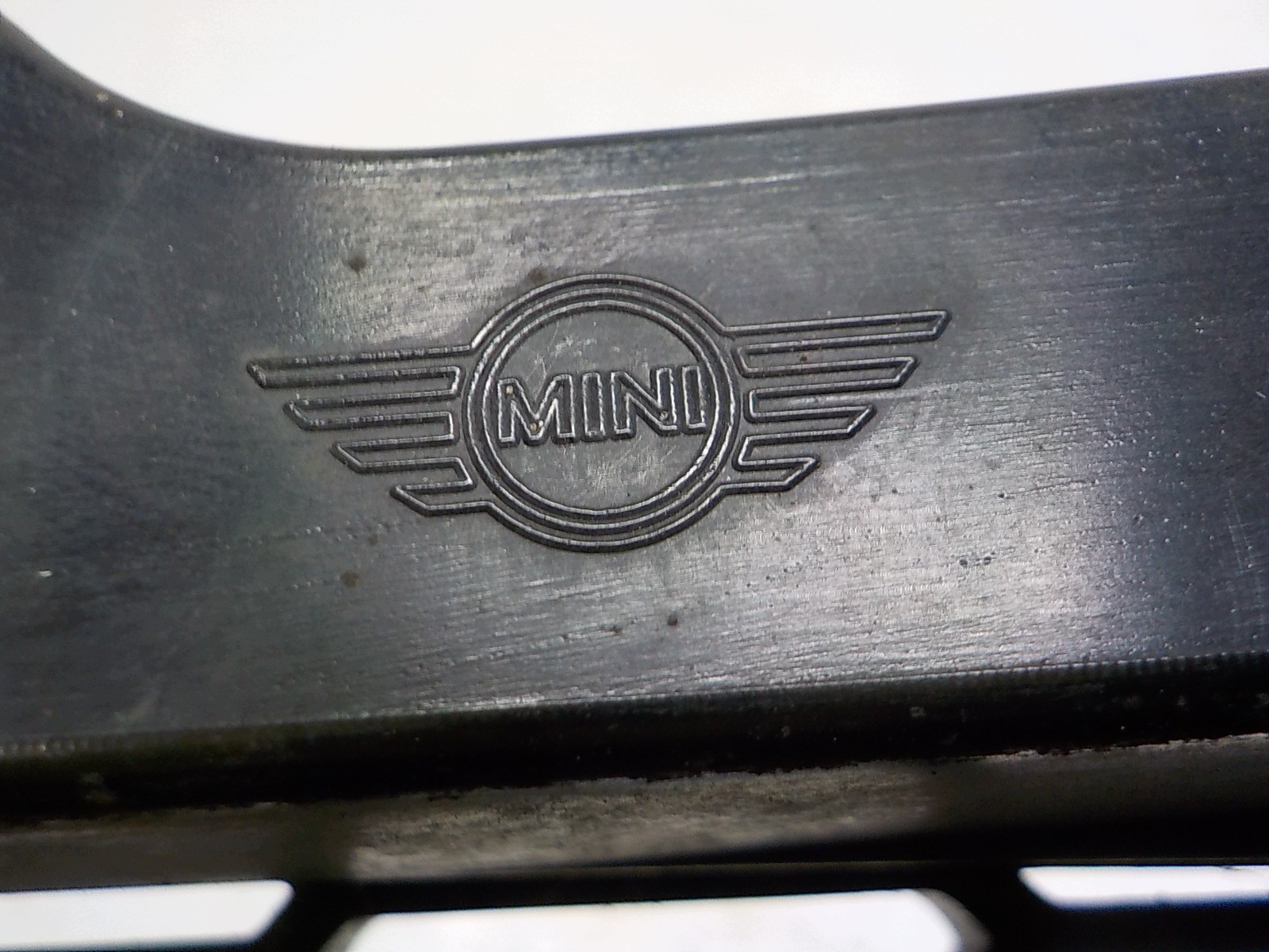 MINI COOPER CLUBMAN R56 grill grille radiator
