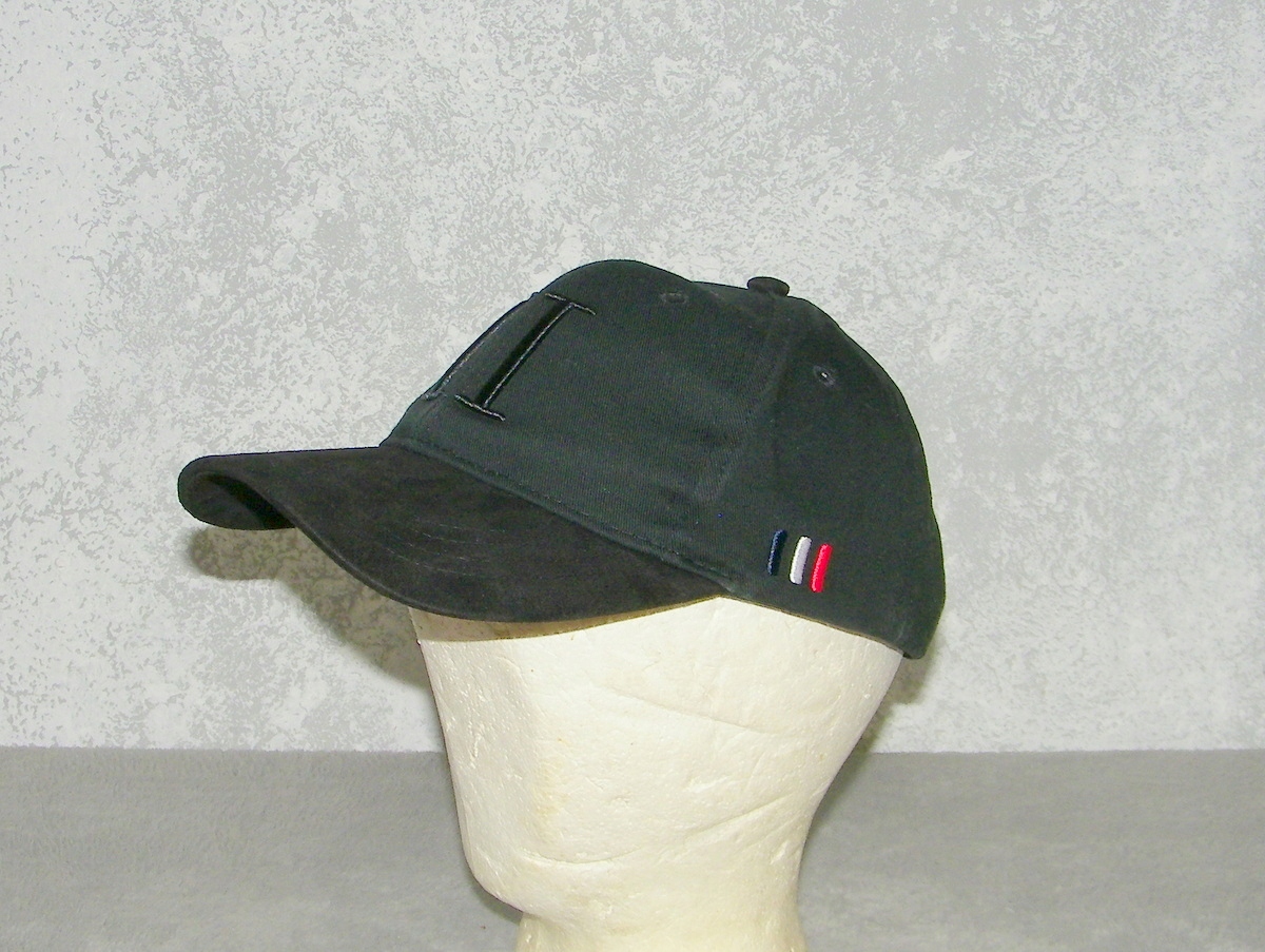 LES DEUX - CZAPKA Z DASZKIEM - JAK NÓWKA !!!!