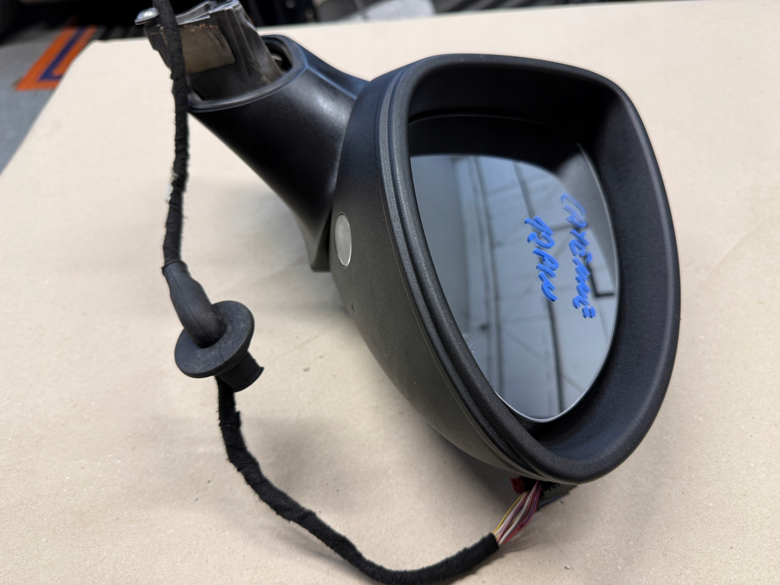 PORSCHE CAYENNE II 7P 92A mirror exterior right 12PIN