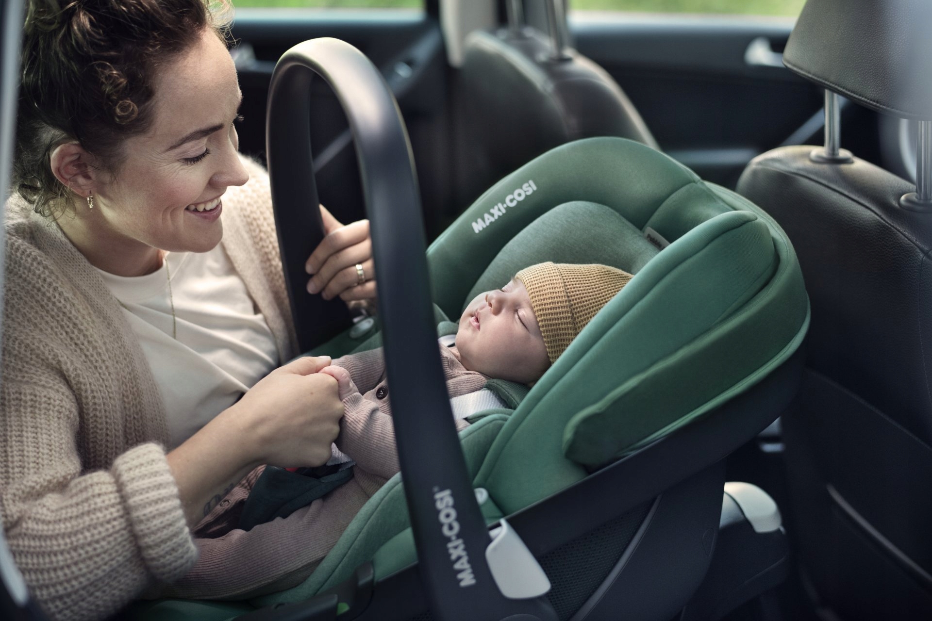 MAXI COSI PEBBLE 360 OBROTOWY FOTELIK SAMOCHODOWY + BAZA FAMILYFIX 360 Model PEBBLE 360